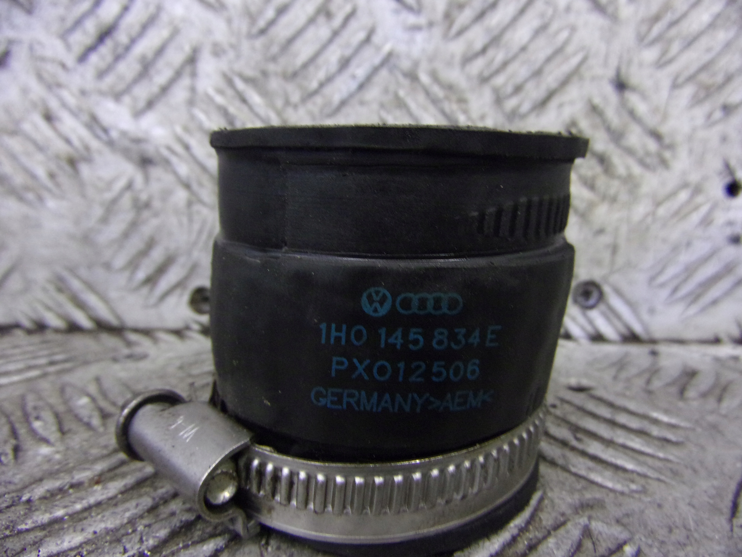 rohr Schlauch intercooler turbo AUDI A4 B6 2.5 TDI 1H0145834E