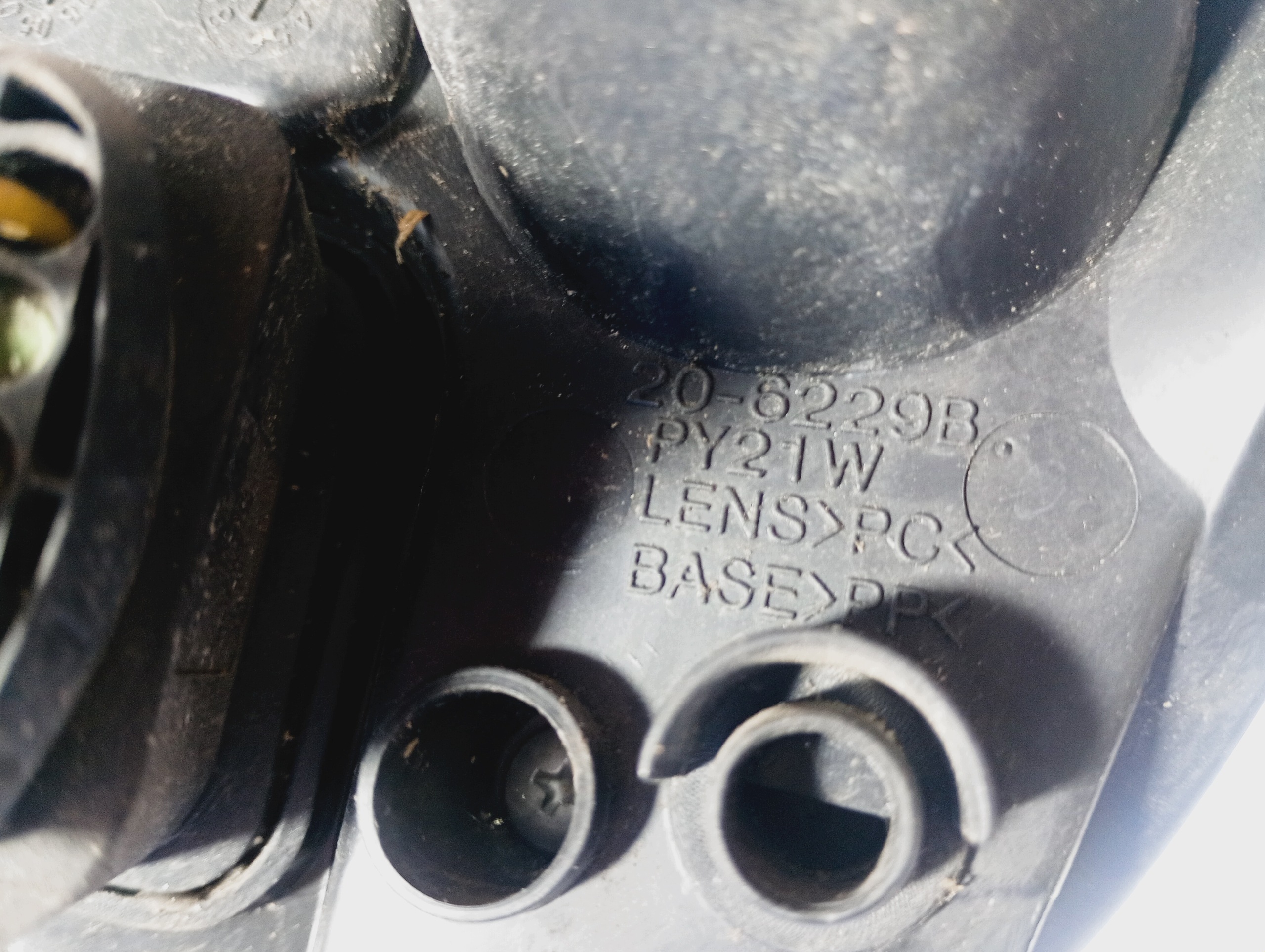 light right front reflektor right front OE 206229B Skoda Fabia and 1 99-07