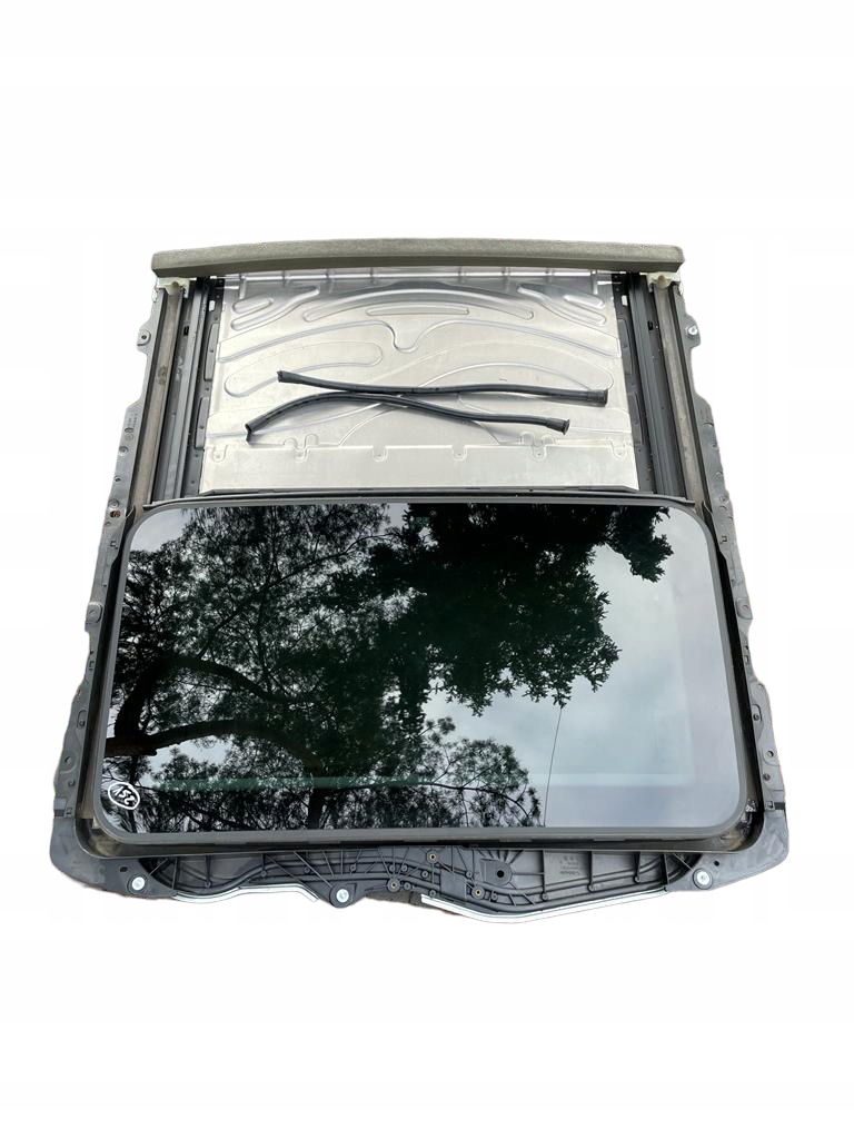 Люк на даху BMW E87 lift 2008