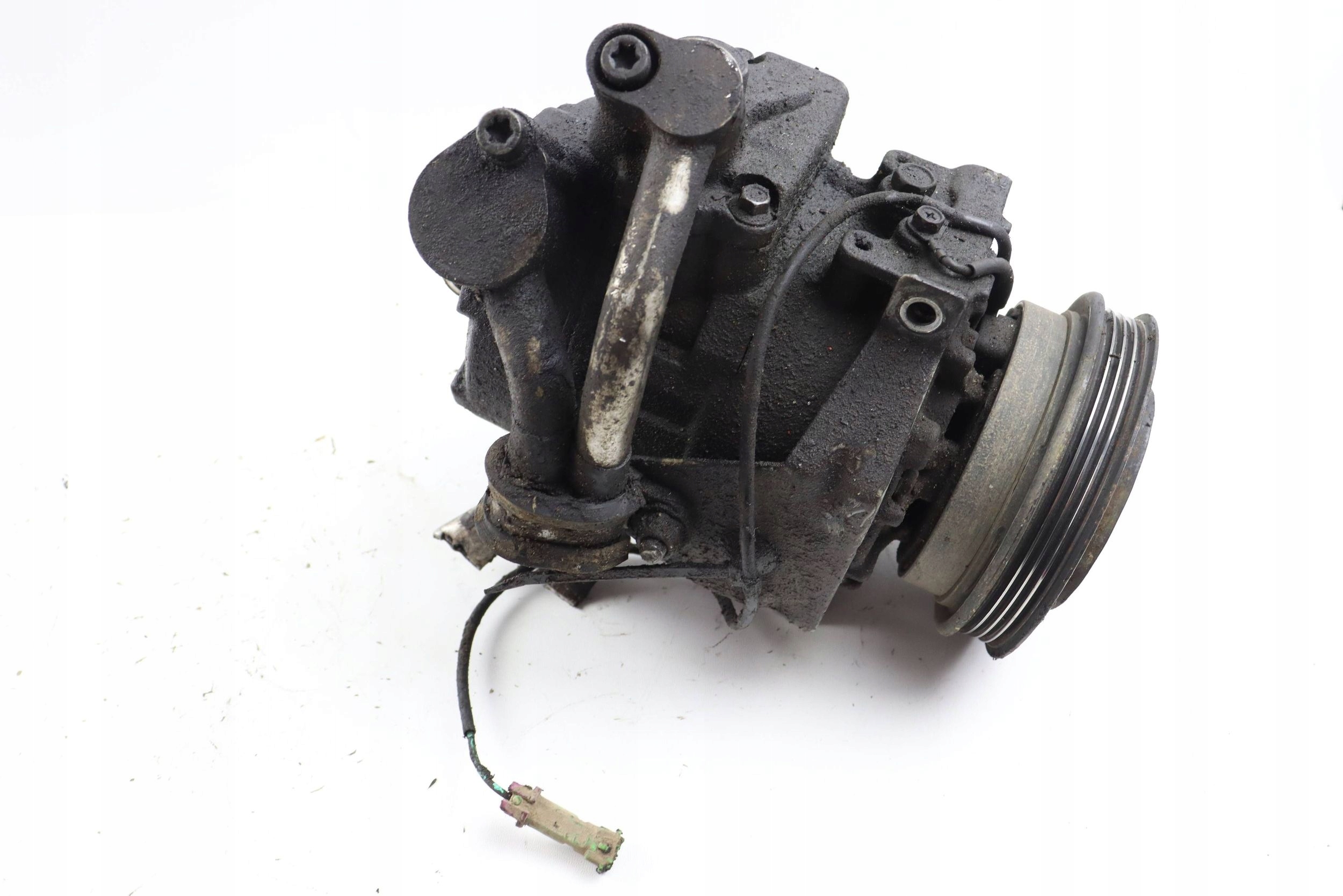 VW PASSAT B5 FL compressor compressor; of the air conditioning 7SBU16C 447220-8184