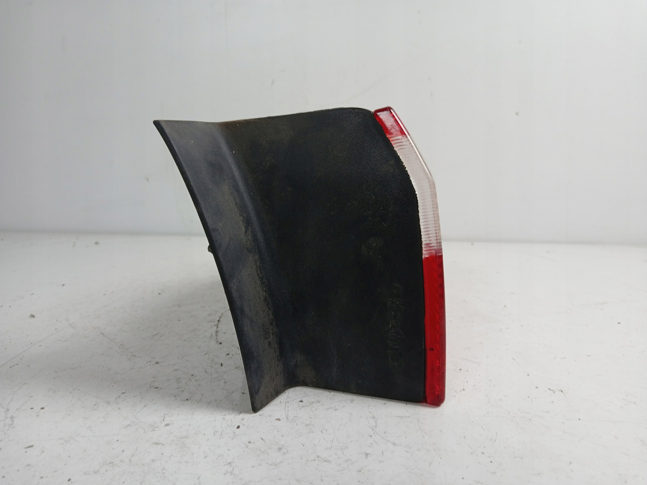 RENAULT LAGUNA II light right rear part