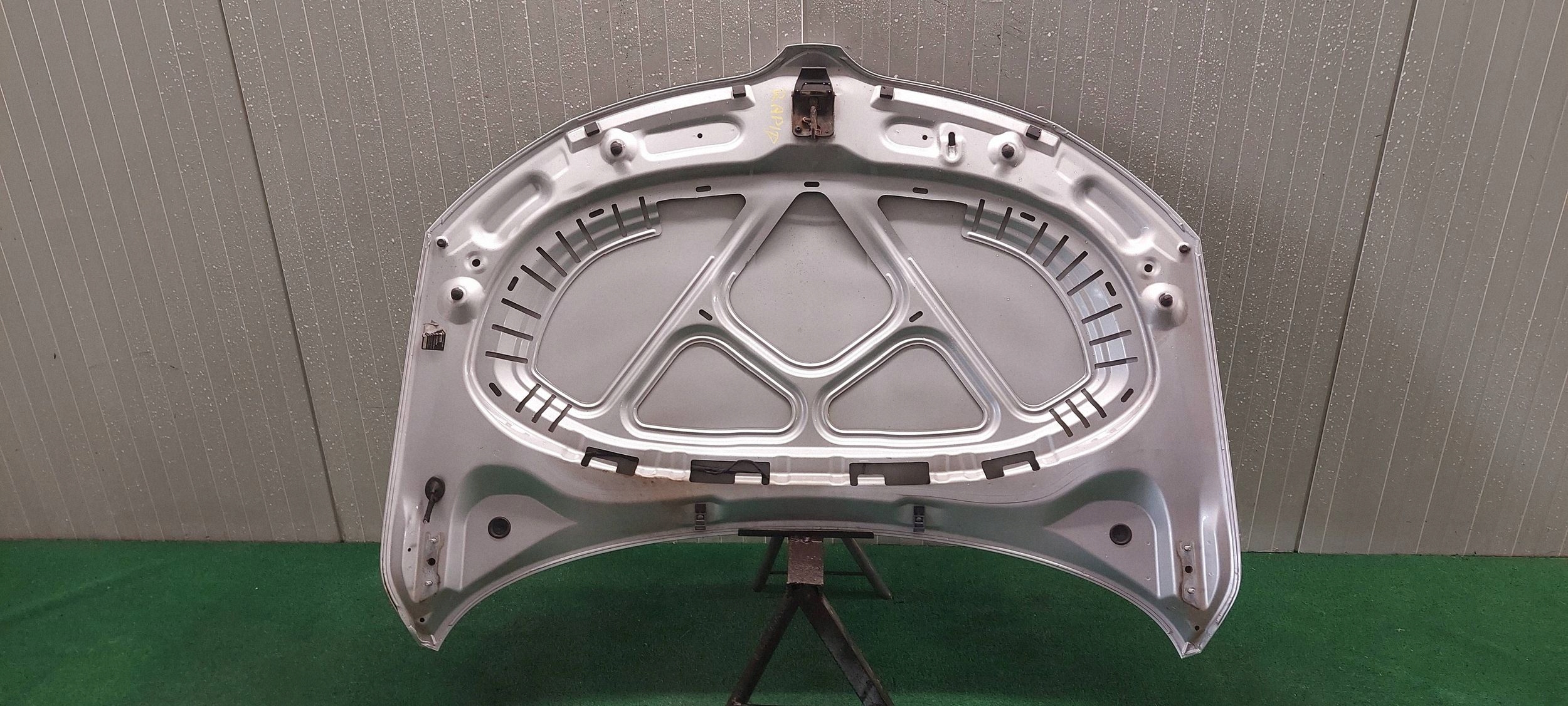 Capot SKODA RAPID 12-19 LAK: LA7W 8E8E