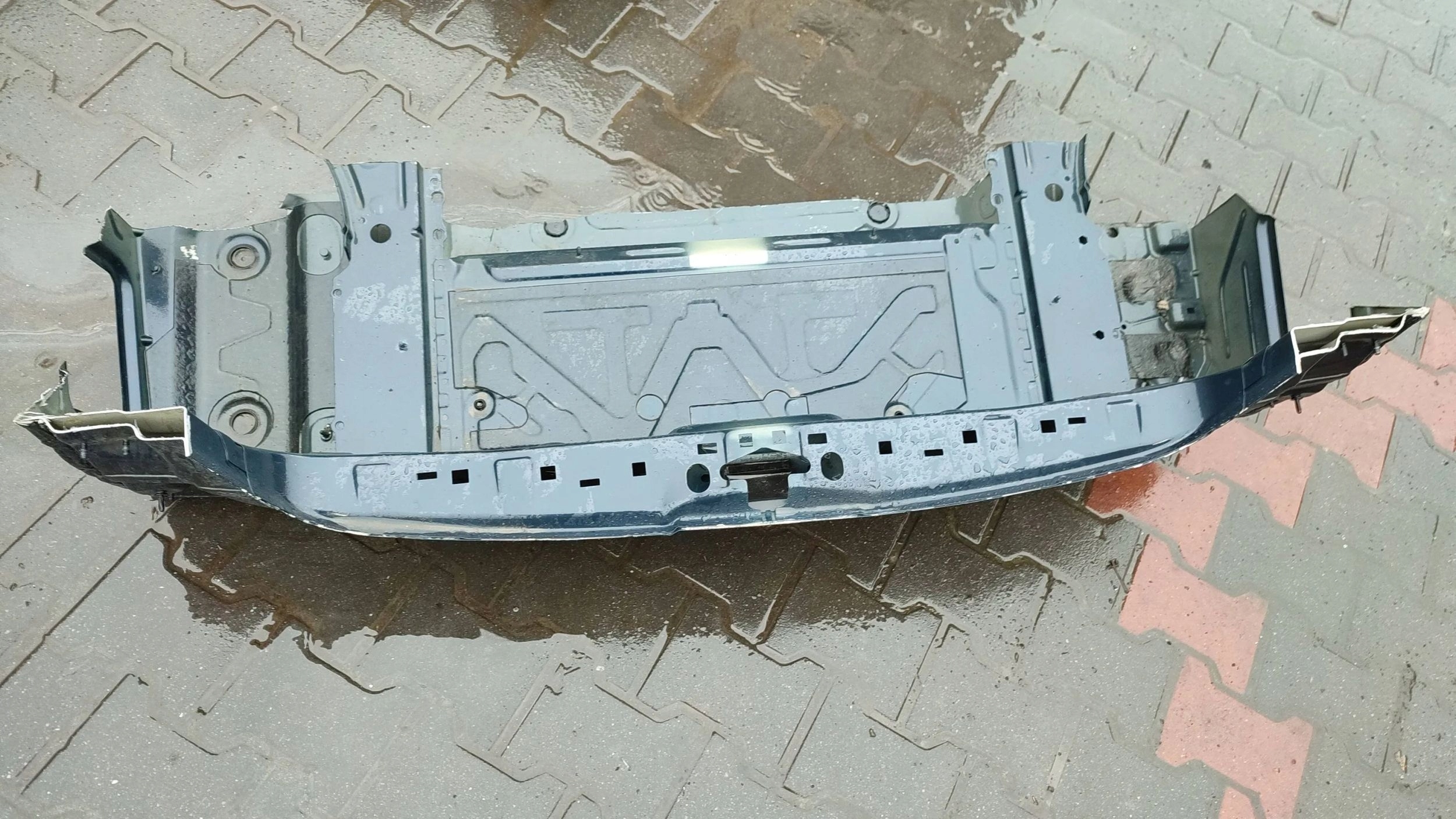 BMW 3 F31 2017 rear panel sump