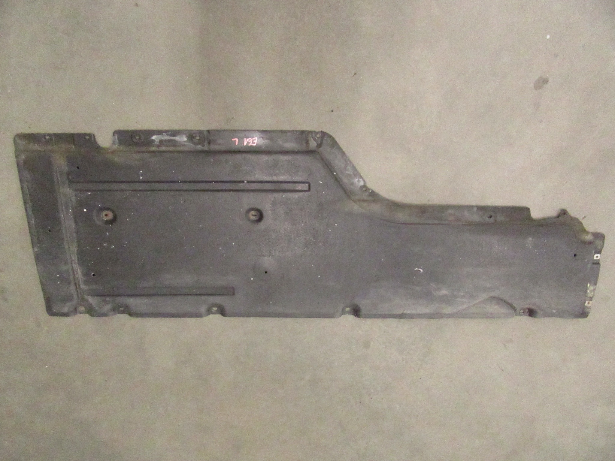 cover lower chassis left BMW e60 e61 sedan KOMBI