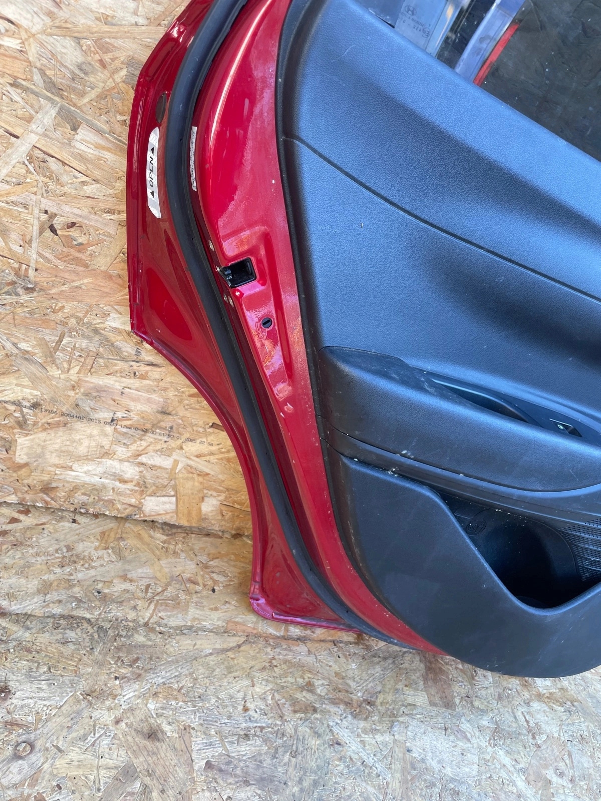 damaged door rear part rear. left Hyundai Bayon red