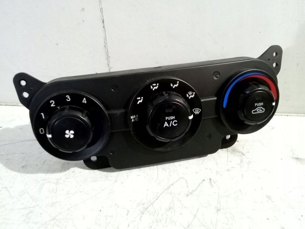 Kia Cerato and control panel air conditioning devices 97250-2F000