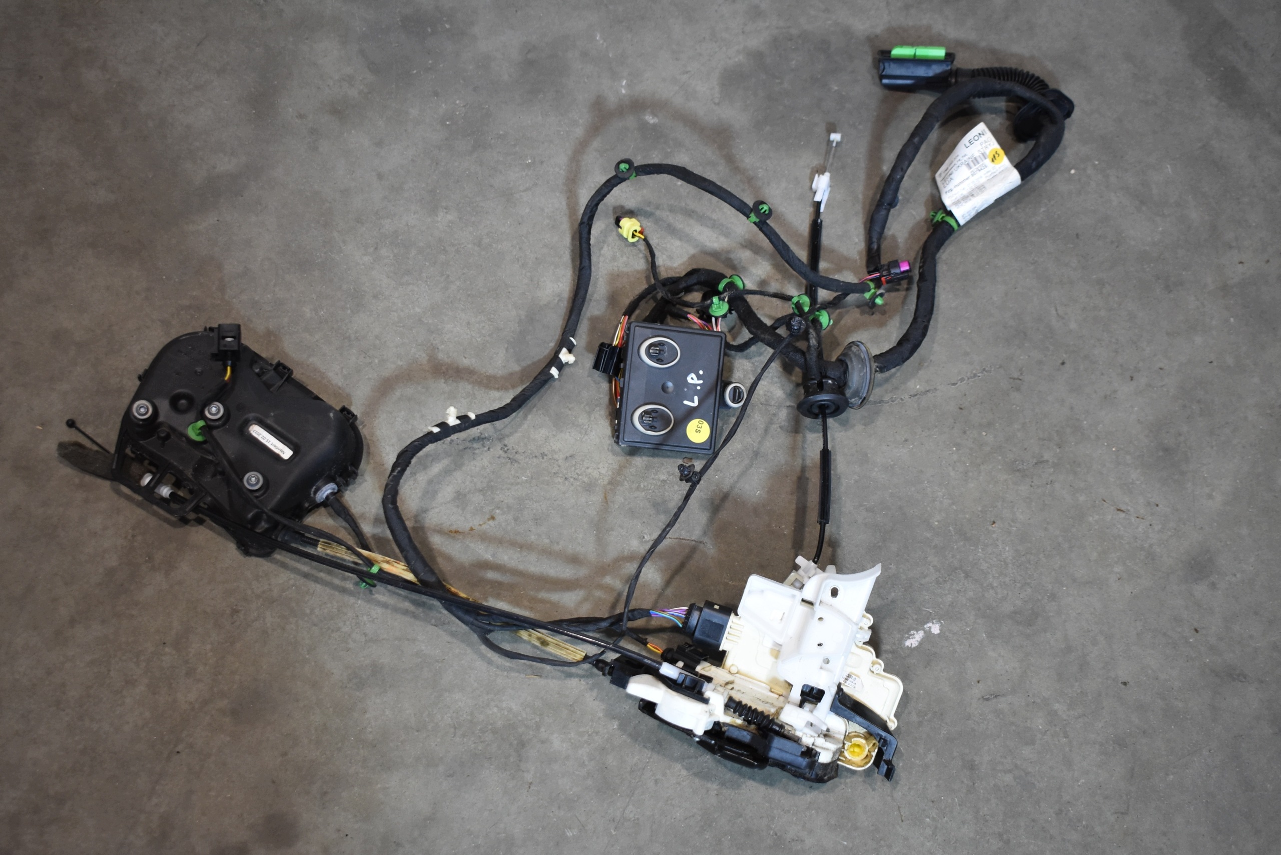 IDEALNY lock DOCIAG door left front front +MODULY PORSCHE PANAMERA 971