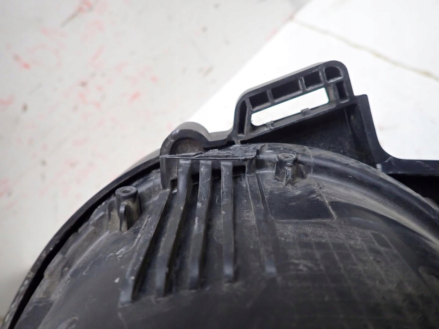 light front front right CHEVROLET AVEO T300 2011