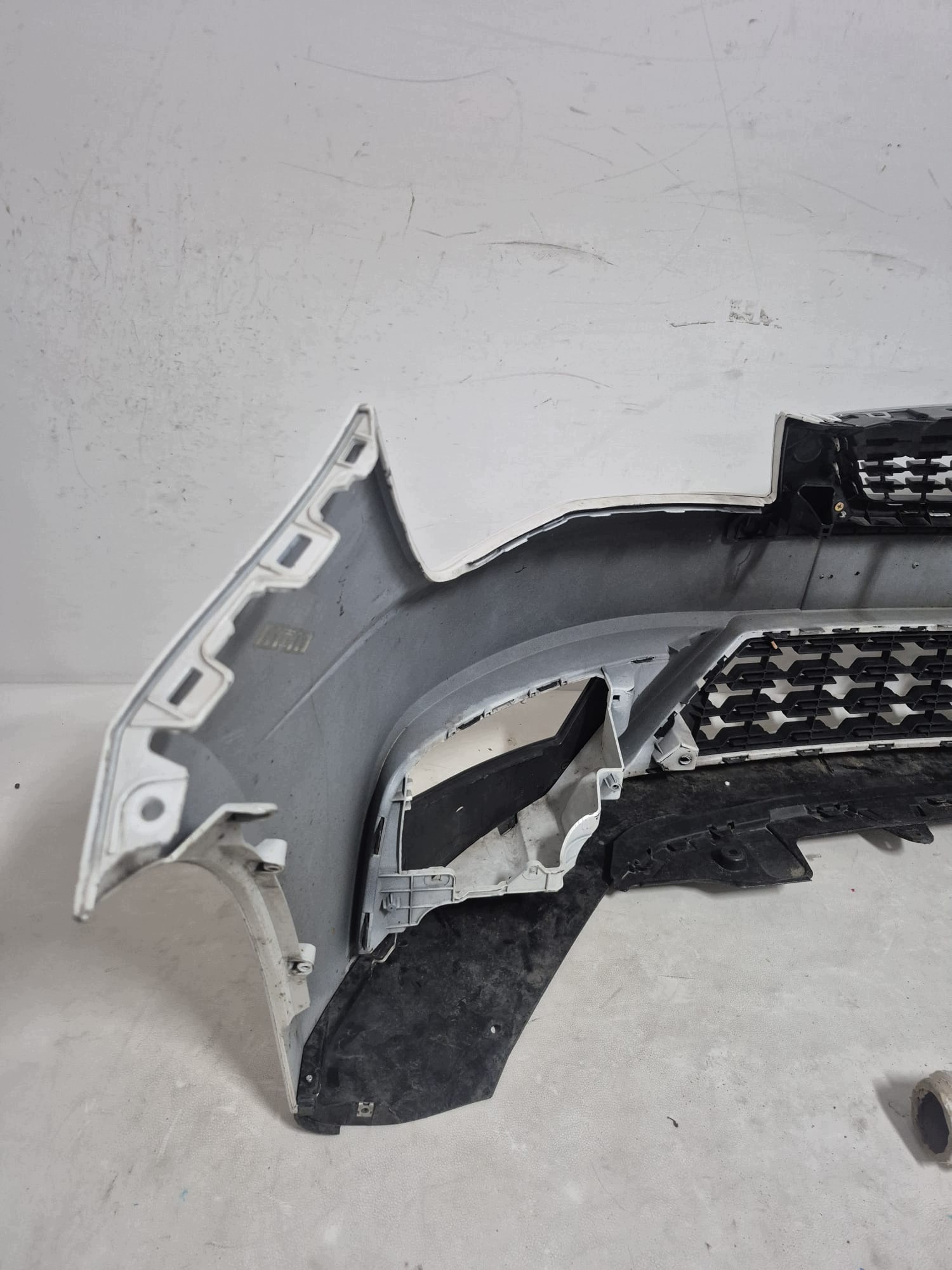 SEAT LEON III LIFT 16- bumper front front without DZIUR 5F0807221R