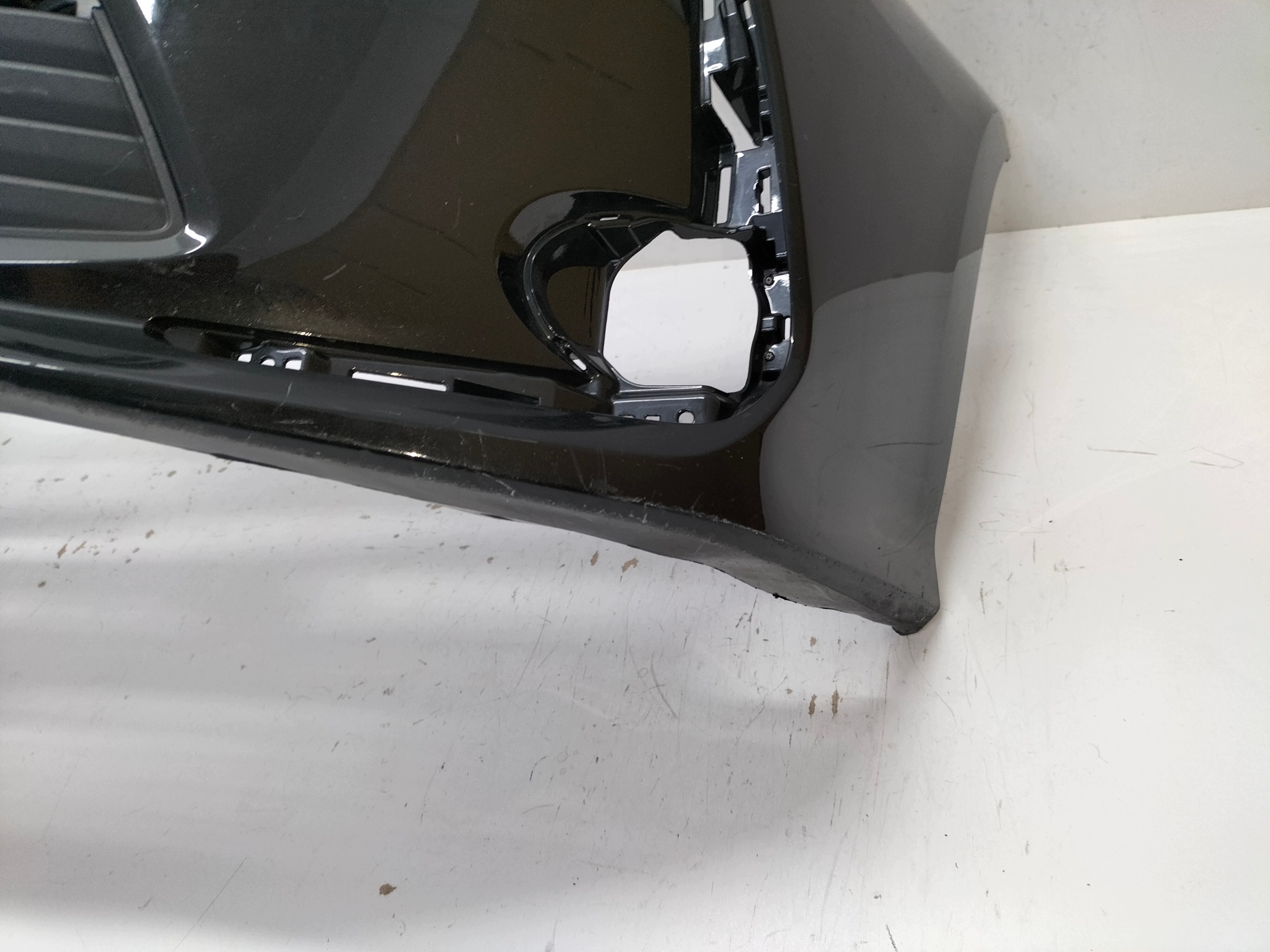 front bumper front TOYOTA COROLLA E21 18 SDN without washers below 4x PDC