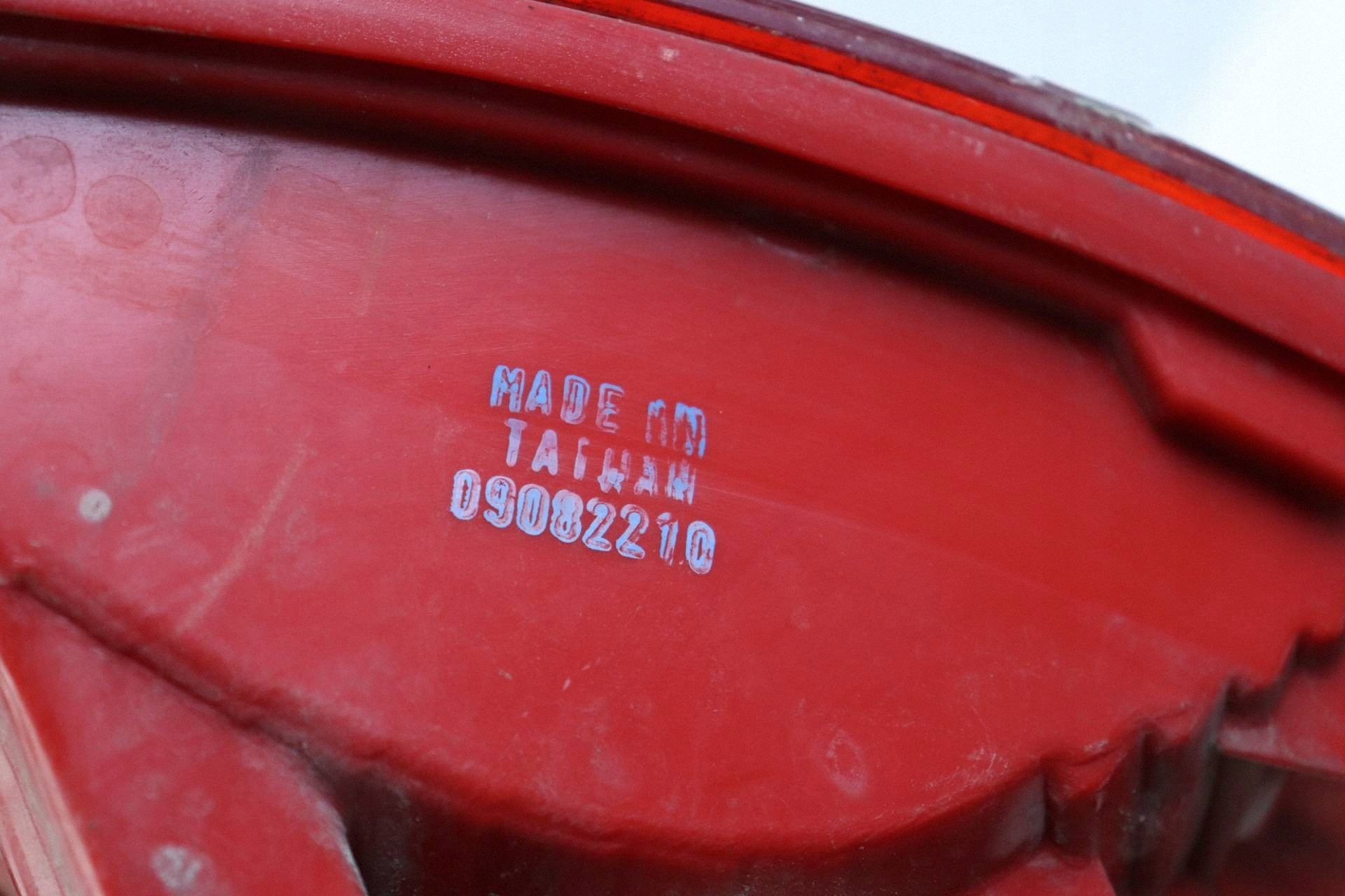 AUDI A4 B6 light right rear part rear KOMBI EUROPA