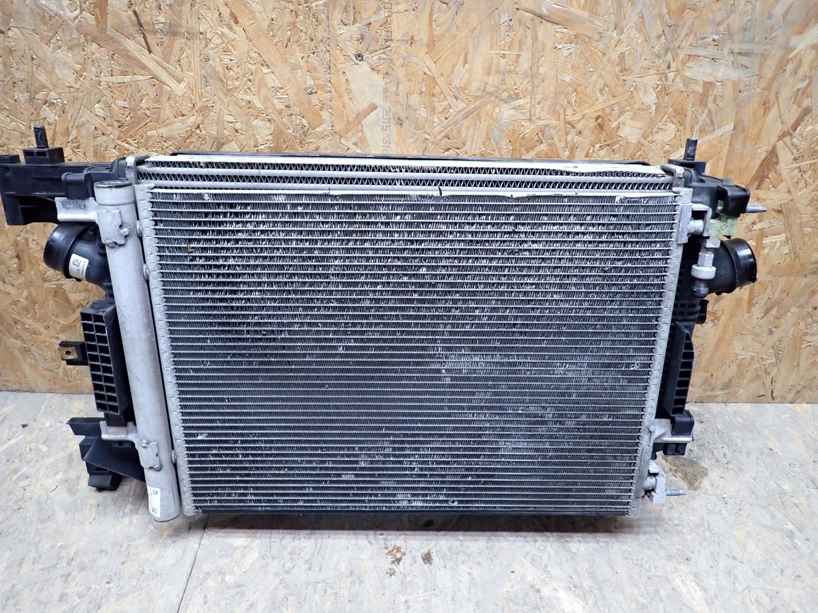 chladiče ventilátor obal OPEL ASTRA J 4 IV 2009-2018R 1.7 CDTI