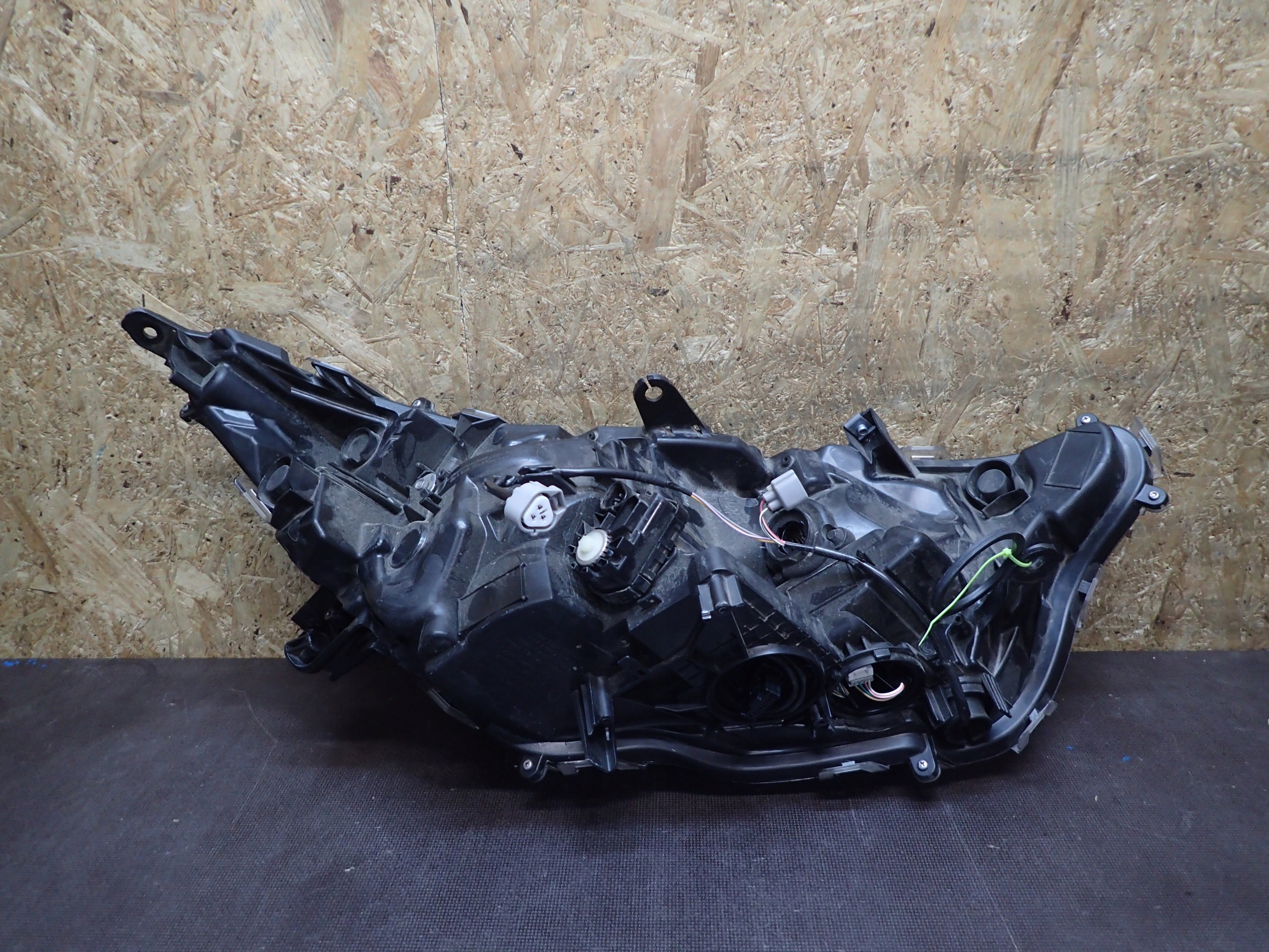 LIGHT FRONT LEFT TOYOTA RAV 4 V 5 18- FULL LED