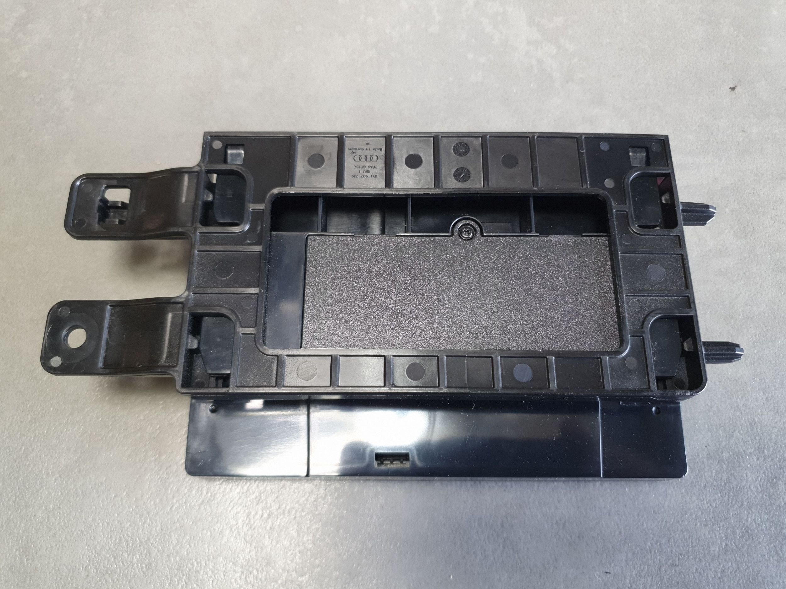 Audi A3 8Y modulo uslug online 571035284D