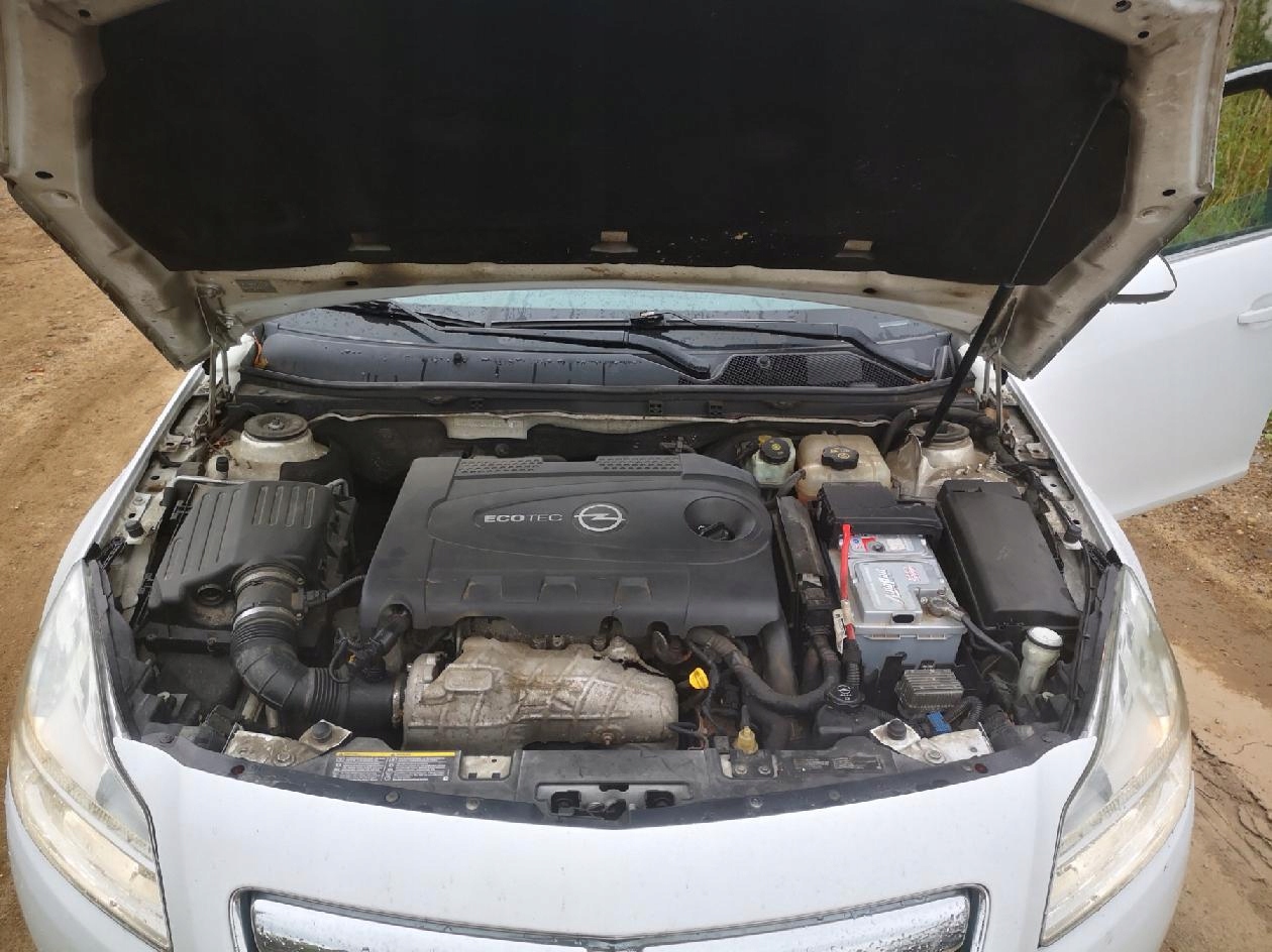 opel insignia шланг интеркулера 2009 2.0л