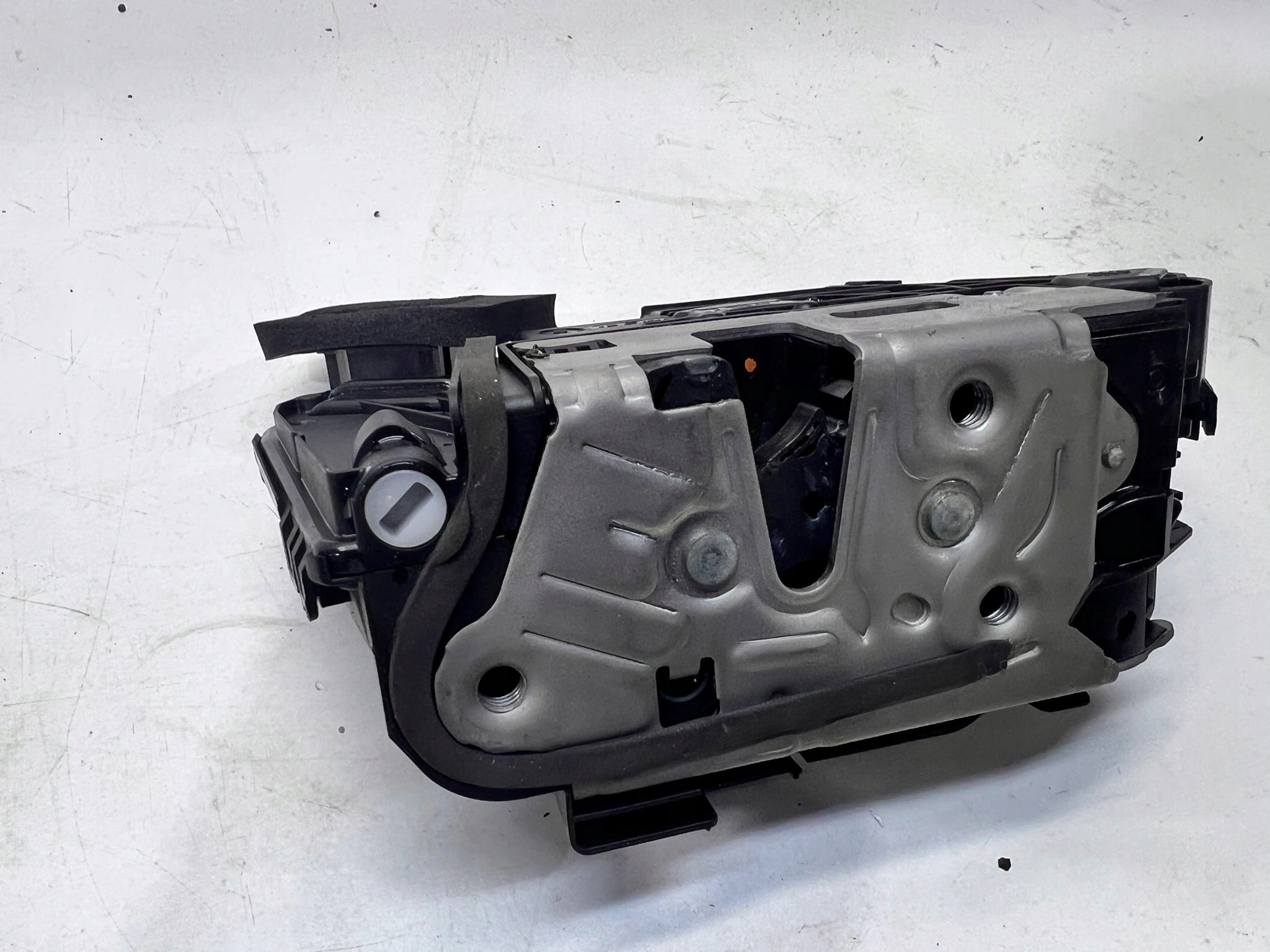 lock door left front AUDI A3 8Y 5TC837015D 7PIN