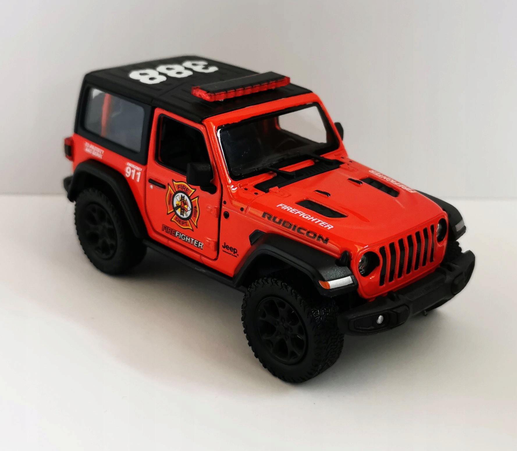 MODEL 1:34 Kinsmart JEEP Wrangler STRAŻ POŻARNA EAN (GTIN) 5904538645588