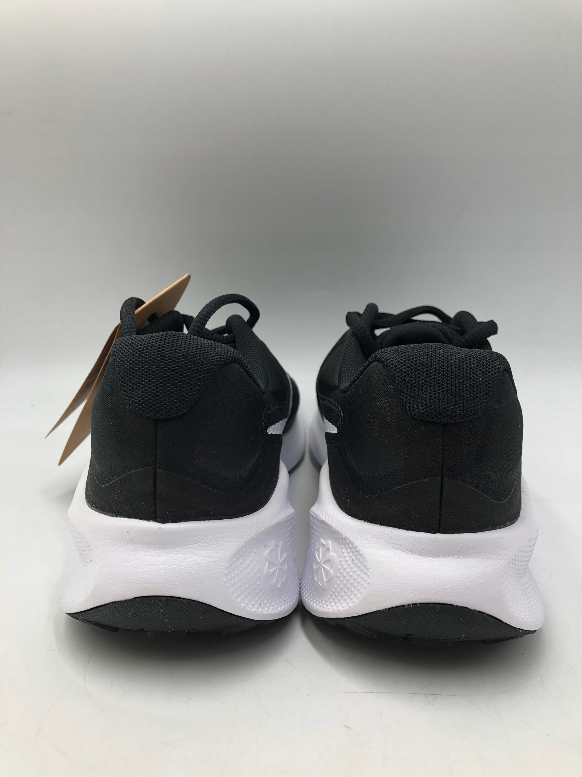 Buty damskie Nike Revolution 7 czarne 38 EU (0196969196042