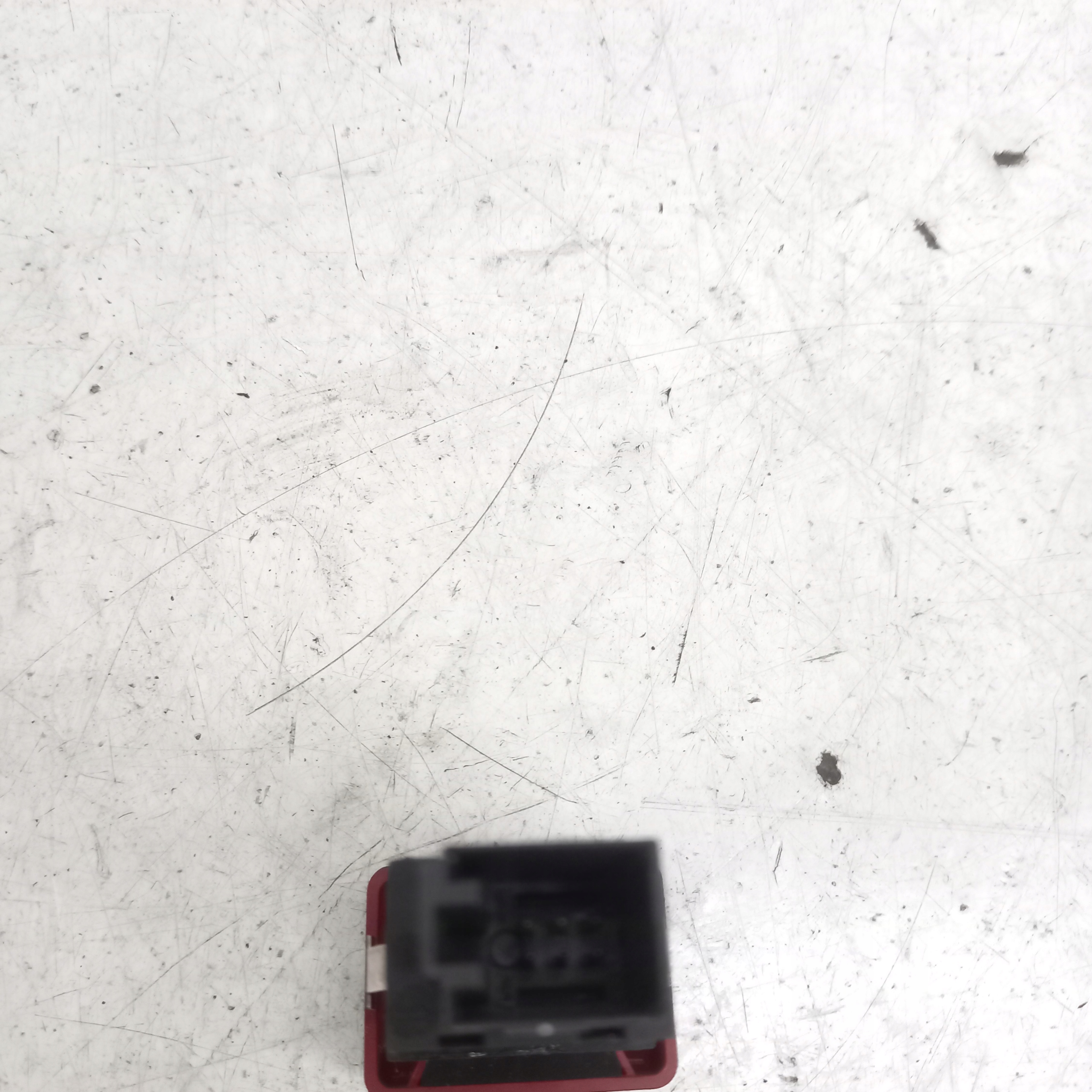 light switch of warning lights AUDI A4 B7 8E0941509