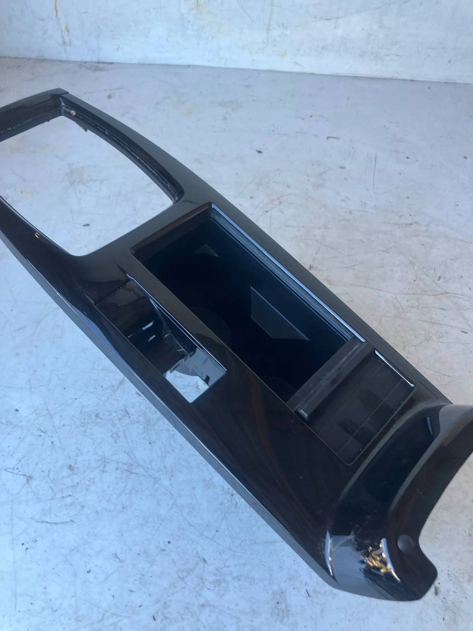 TUNEL mitte CITROEN C4 III BLACK PIANO