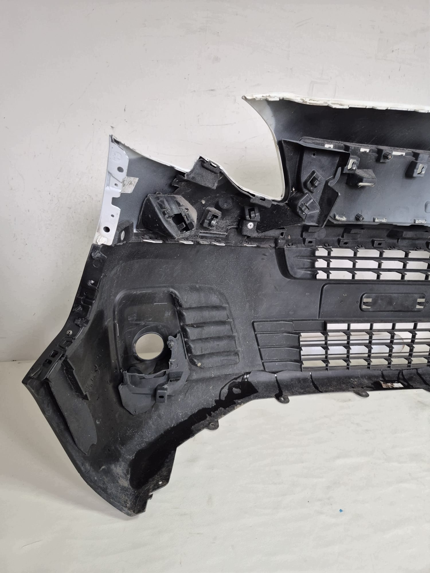 PEUGEOT EXPERT III 3 16- bumper front front for fog lights