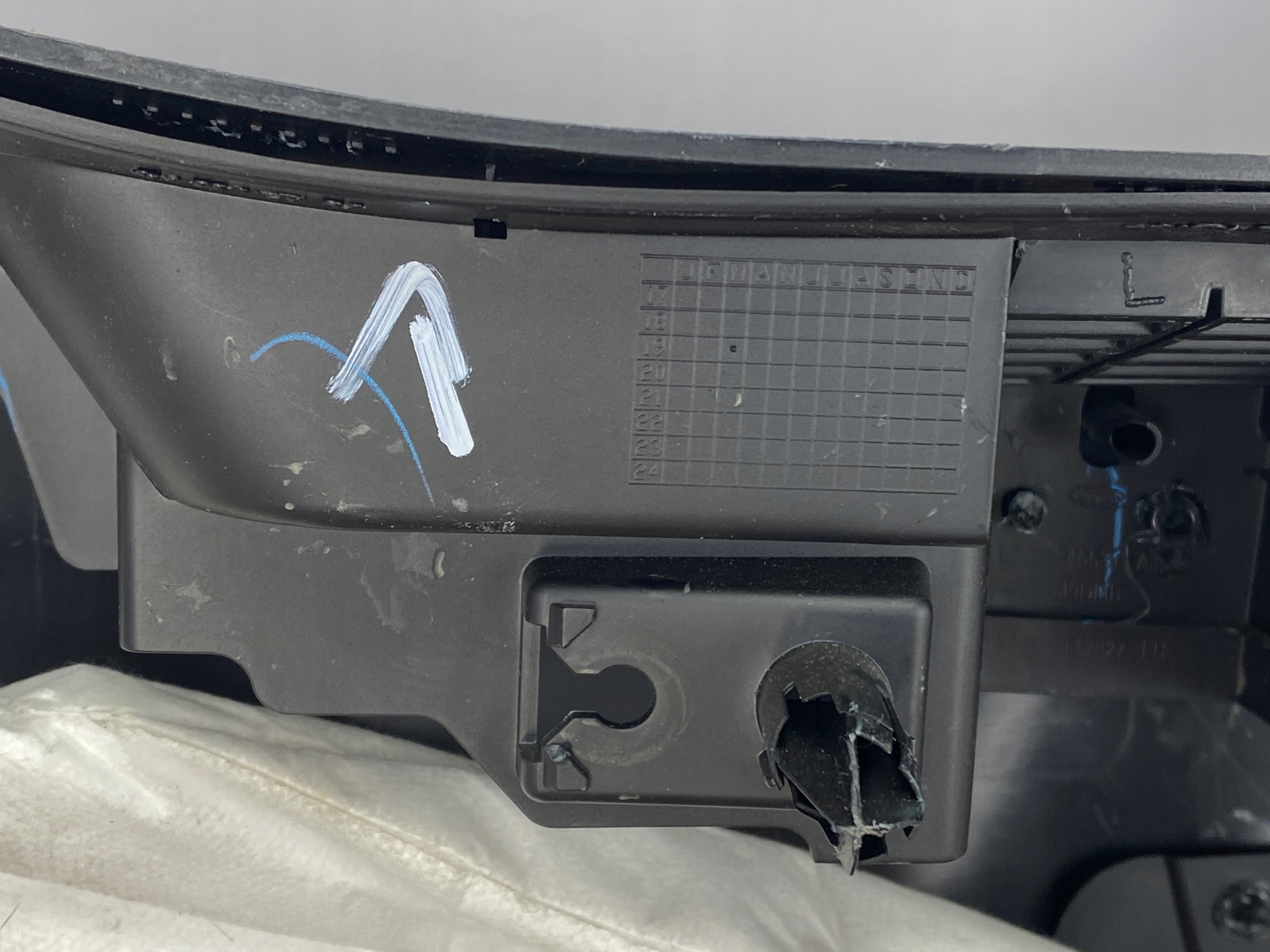 boot upholstery left Ford Explorer MK6 2020+ USA