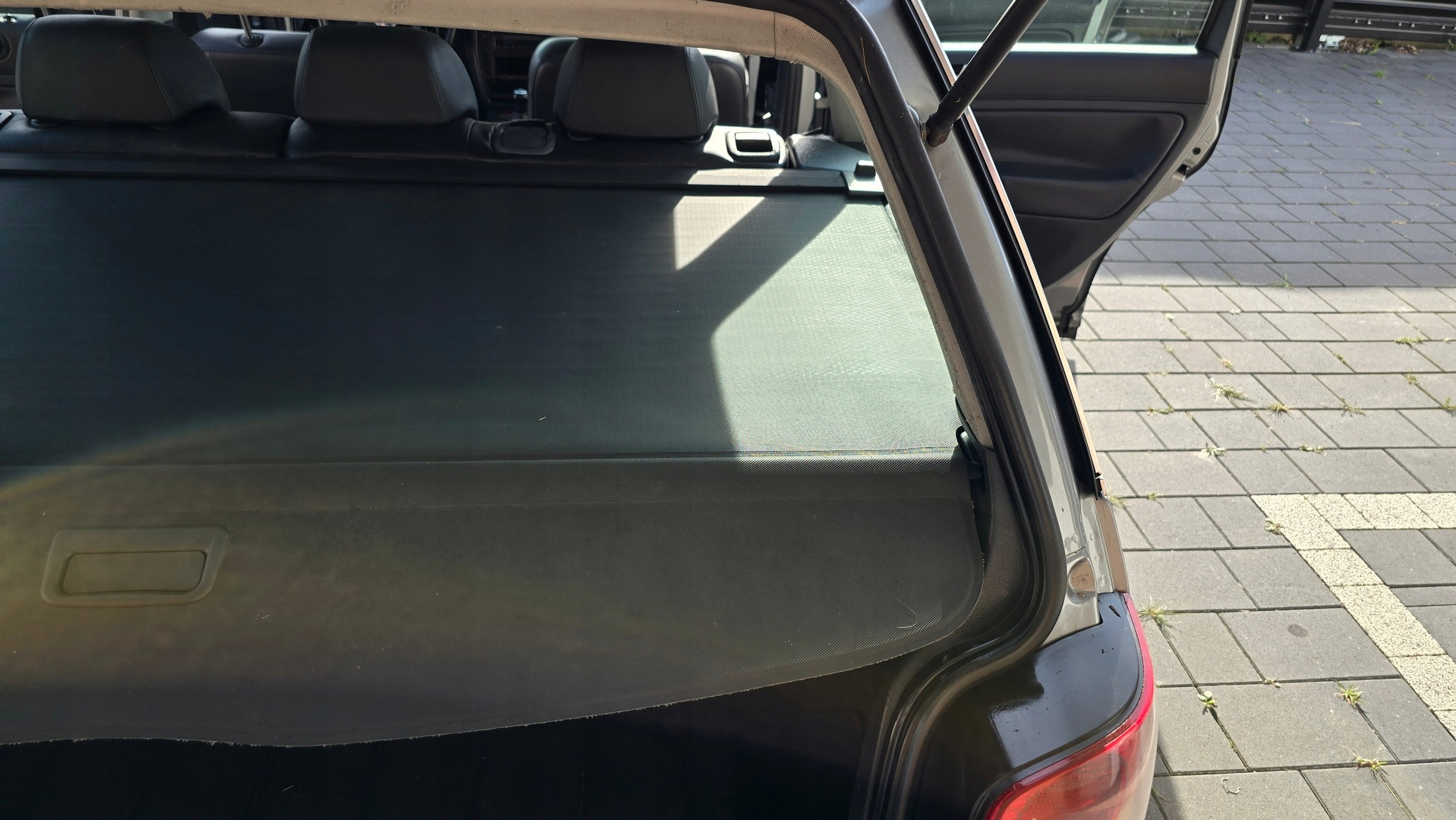 ROLETA BAGAZNIKA VW PASSAT B5 FL LIFT 1996-2005 COMBI