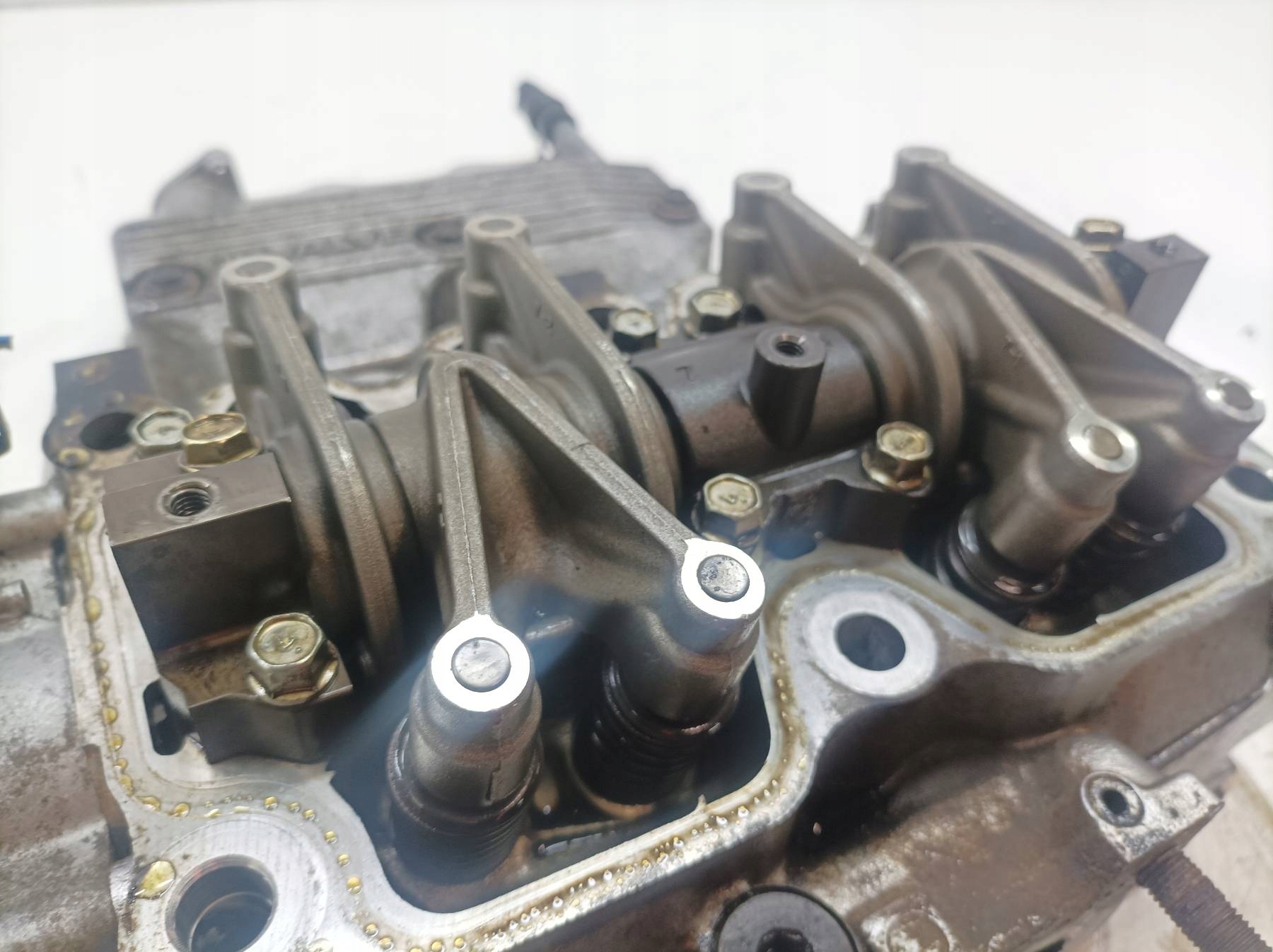 head. complete 2.0 B Subaru Impreza and (1992-2000)