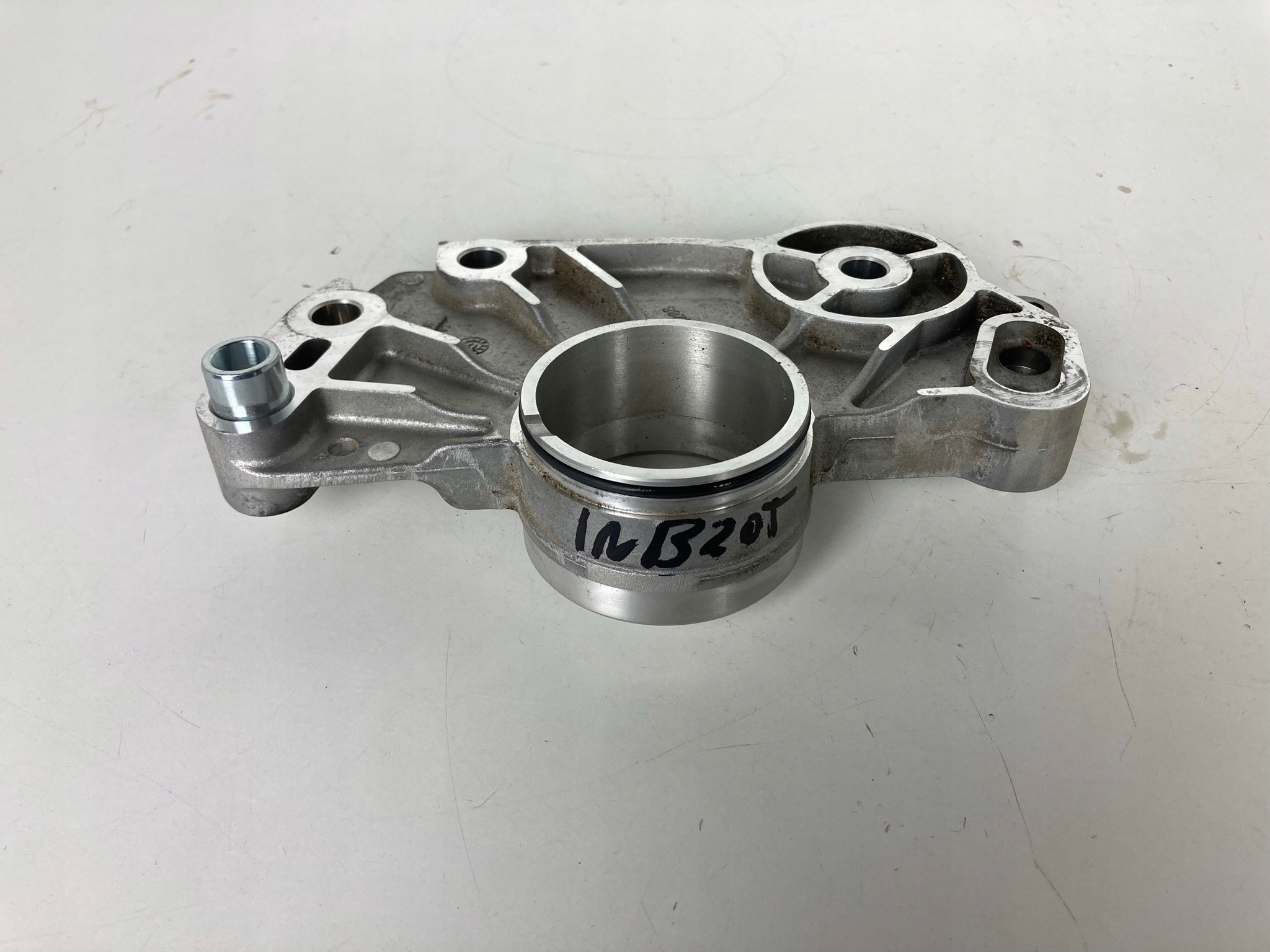 INSIGNIA B 2.0 T АДАПТЕР ОПОРА КОРОБКИ 84069288