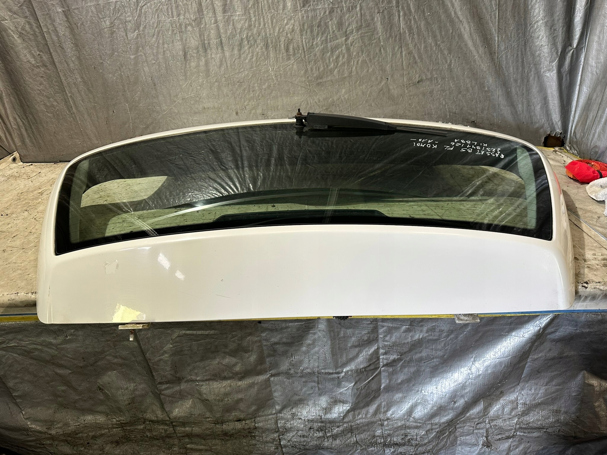 trunk door boot rear part PASSAT B5 FL LIFT KOMBI K:LB9A