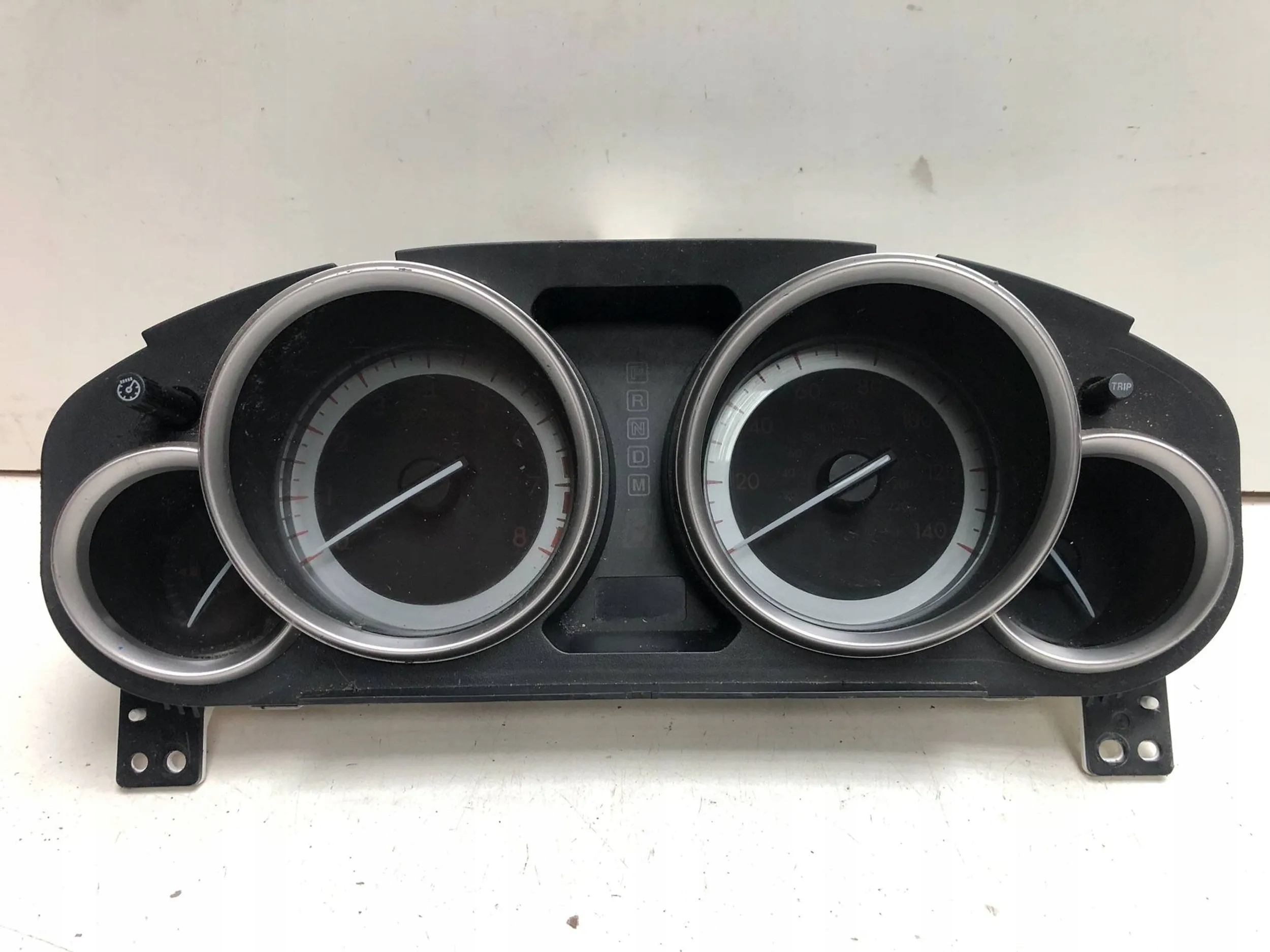 спидометр часы автомат mazda oe TD1155430