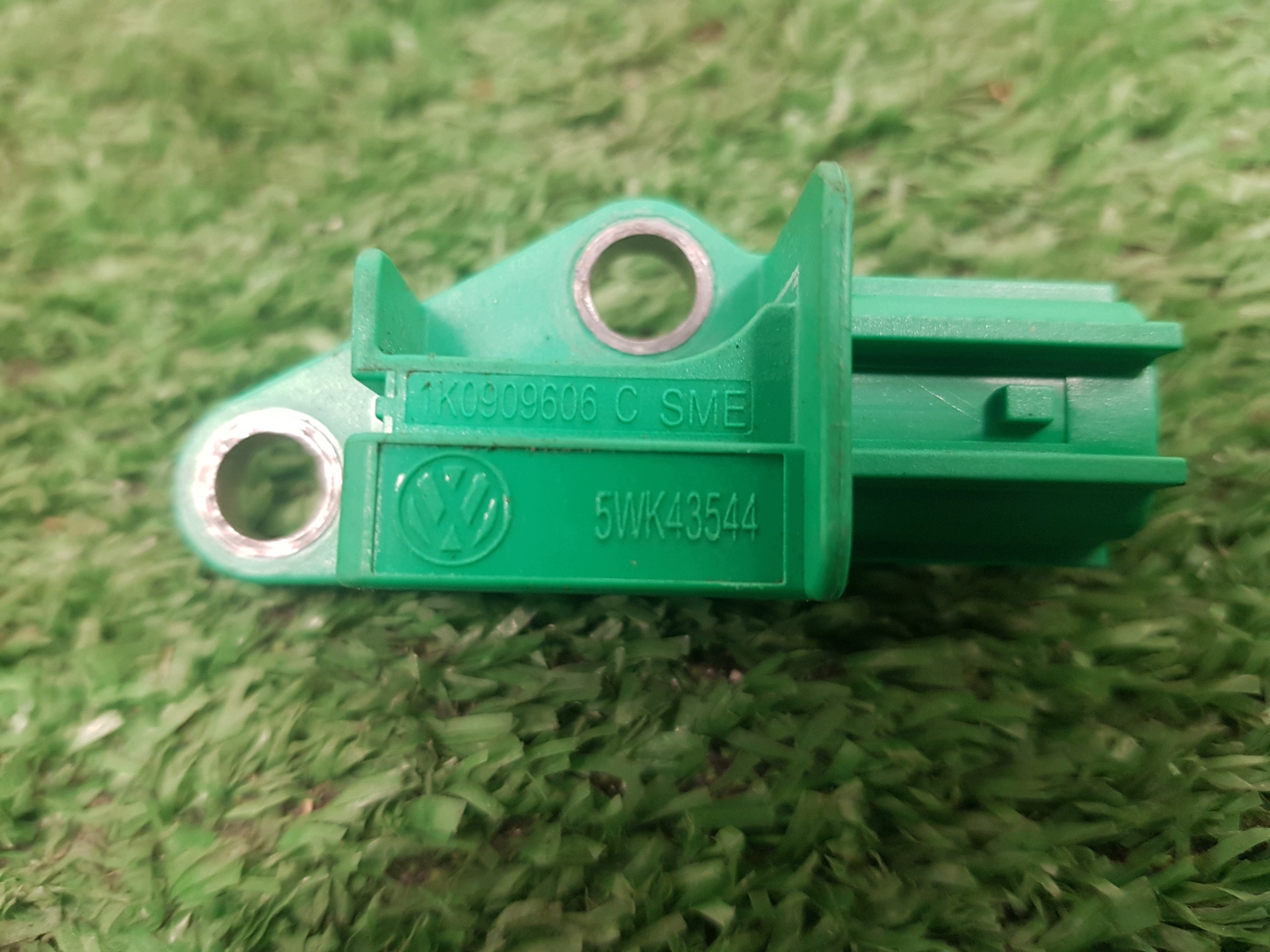 impact sensor AUDI Q7 1K0909606C