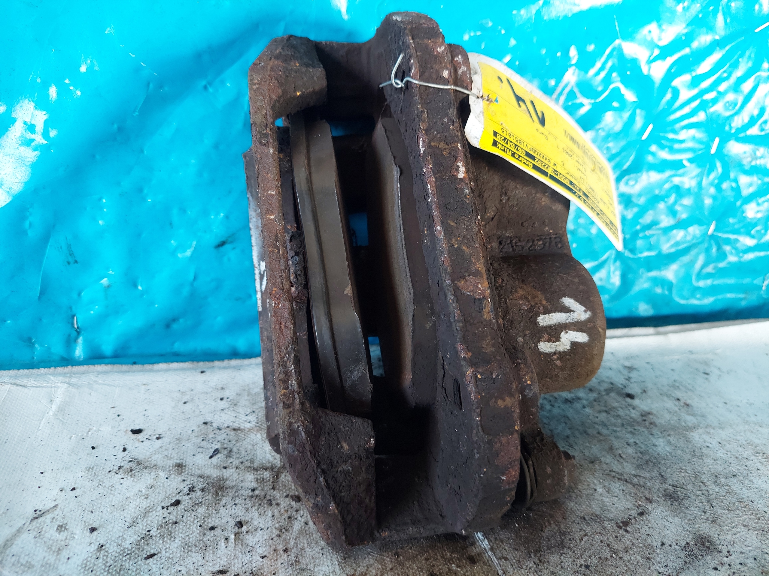 caliper FORD TRANSIT 2001 R 2.0 TD LP BOSCH C15-2B119