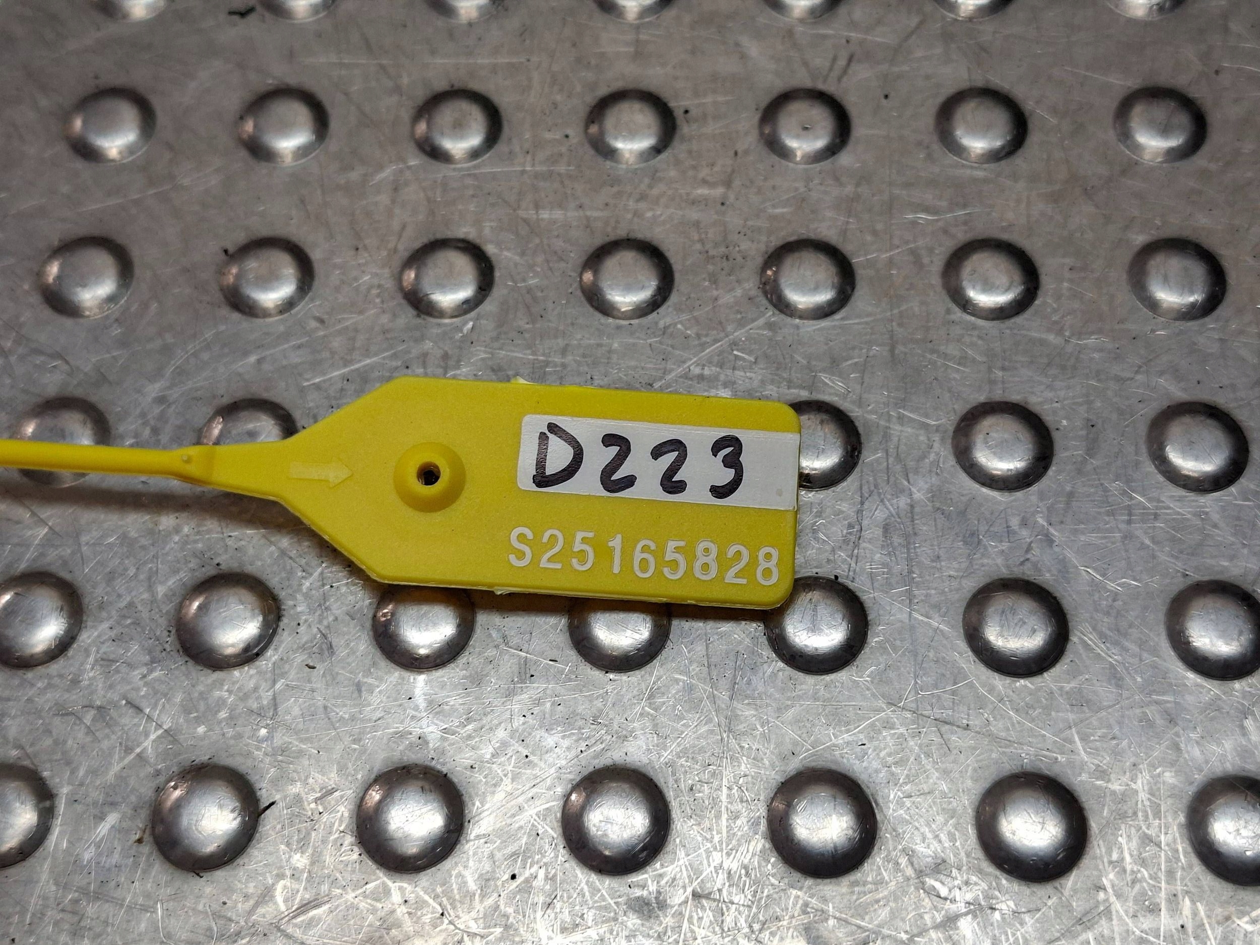 Halter AKUMULATORA BENTLEY CONTINENTAL FLYING SPUR 05- 3W5907341D