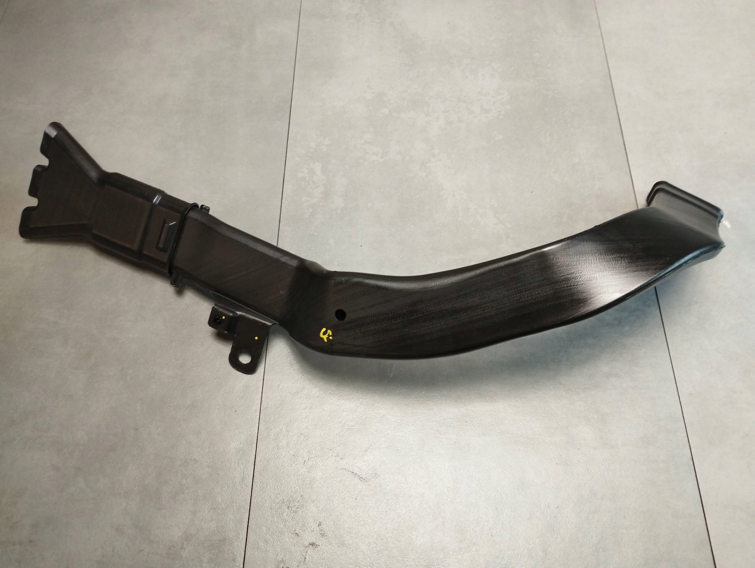 Volkswagen Amarok II drain air M2DB18D327AD