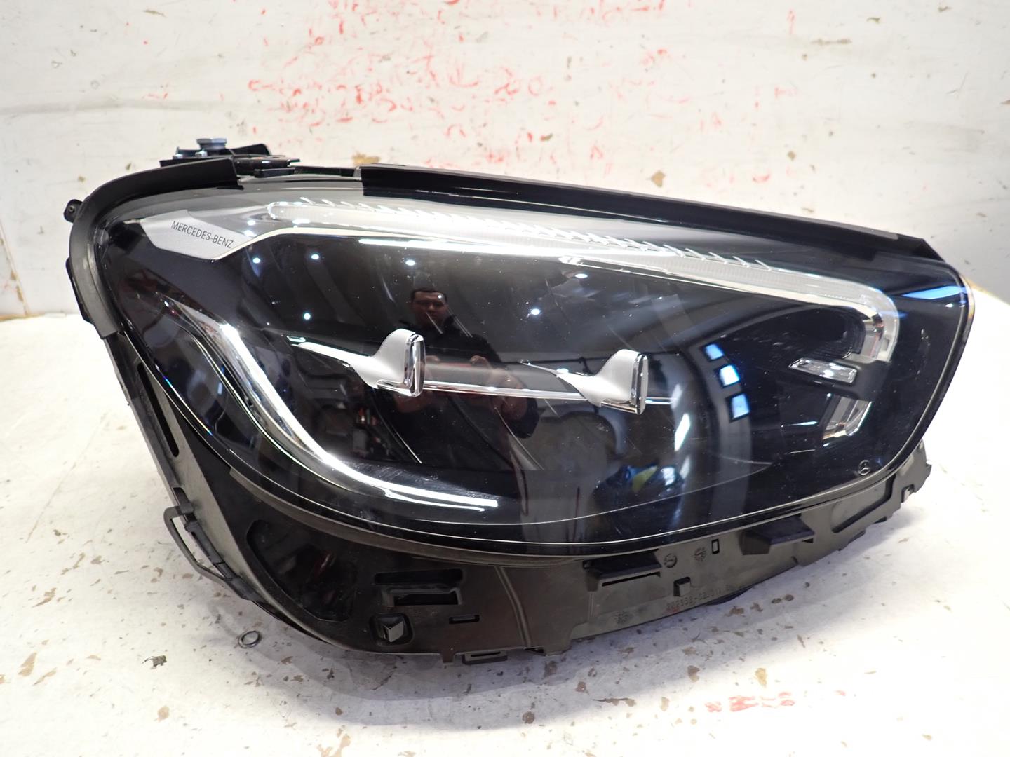 light front front right MERCEDES E-KLASA W213 LIFT 2020- A2139067609