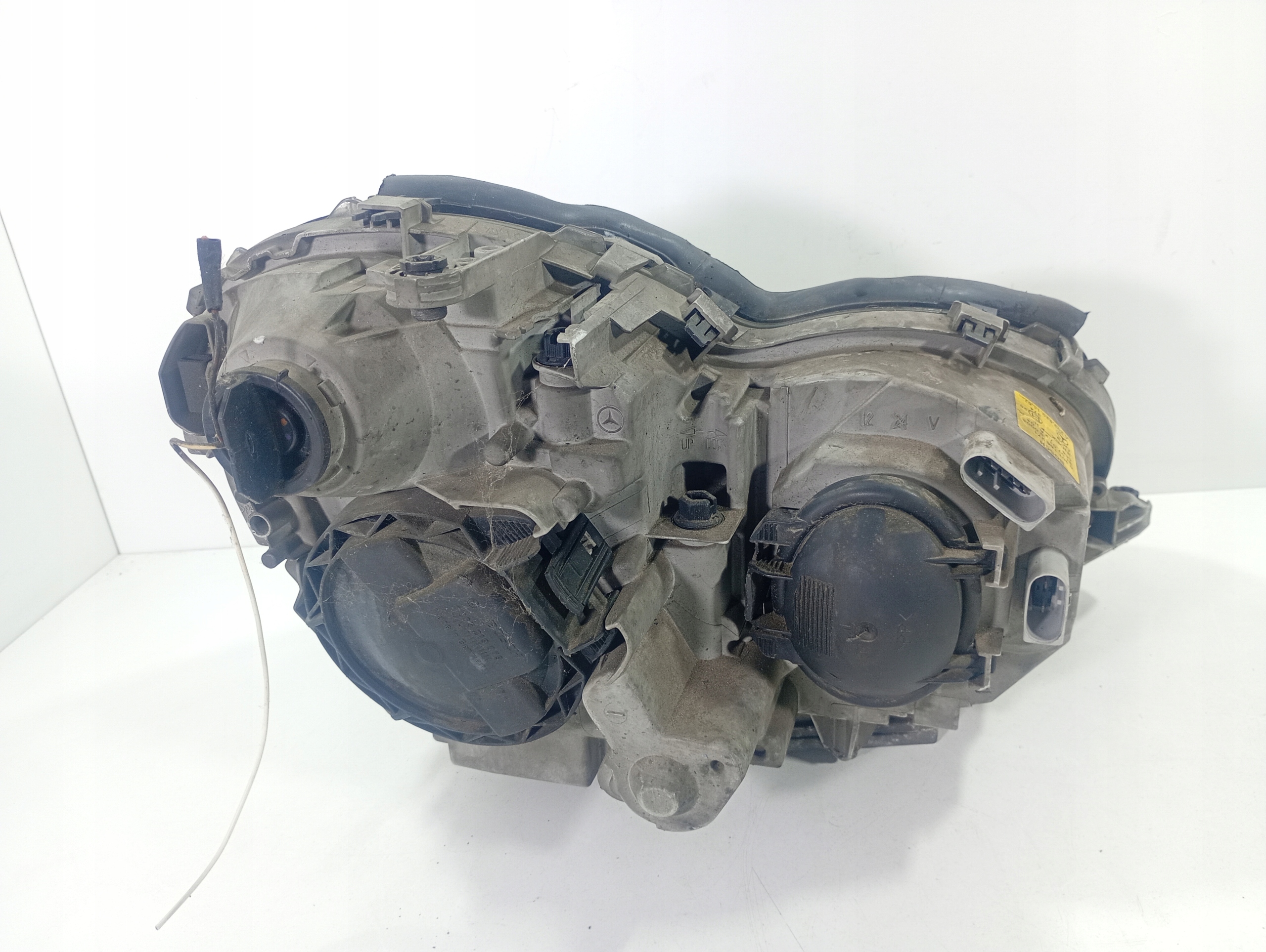 Mercedes CKLASA W203 00-07 light REFLEKTOR left front OE A2038201161