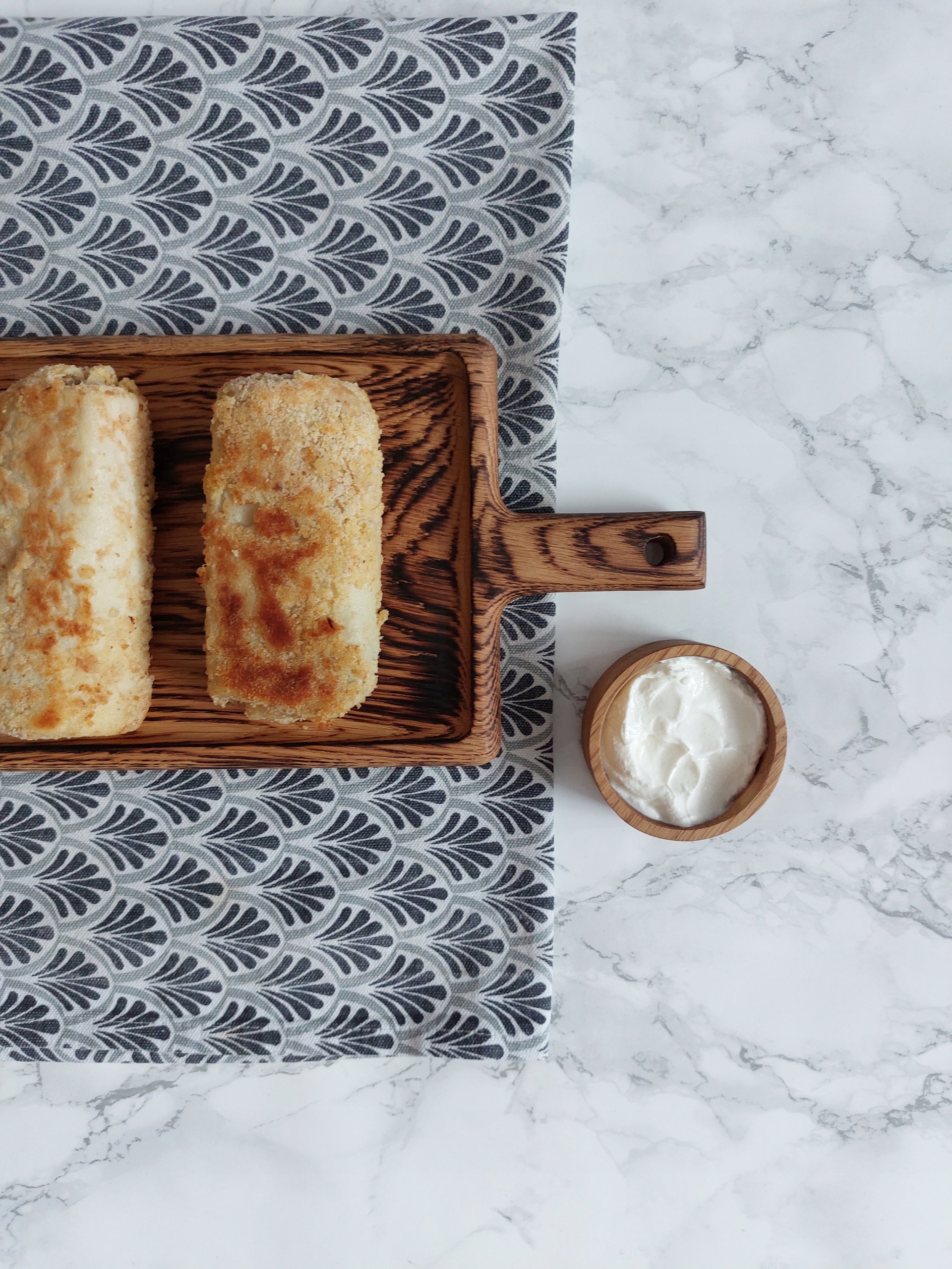 Drewniana miseczka do serwowania sosów, dipów Pojemność 0.03 l