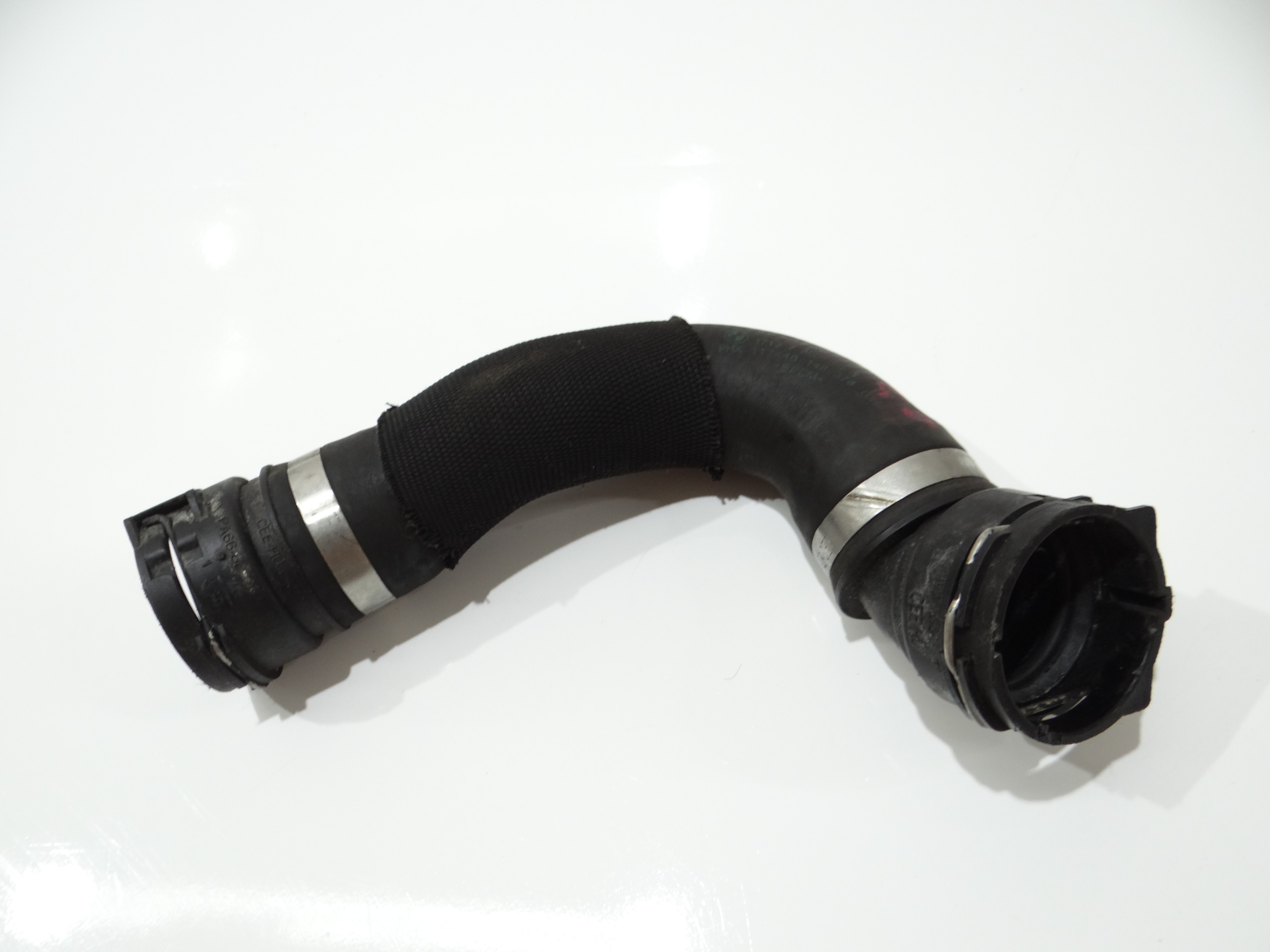 vedení hadice vody BMW E90 E91 N57 7800100