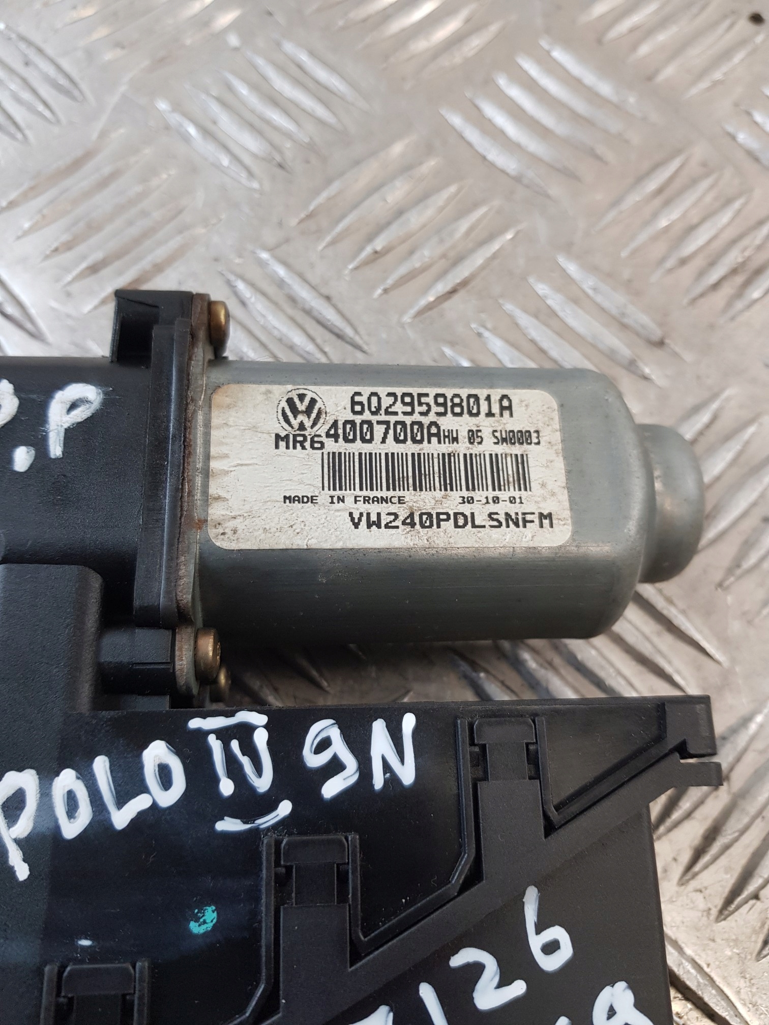 mini motor windows right front 6Q2959801A VW POLO IV 9N