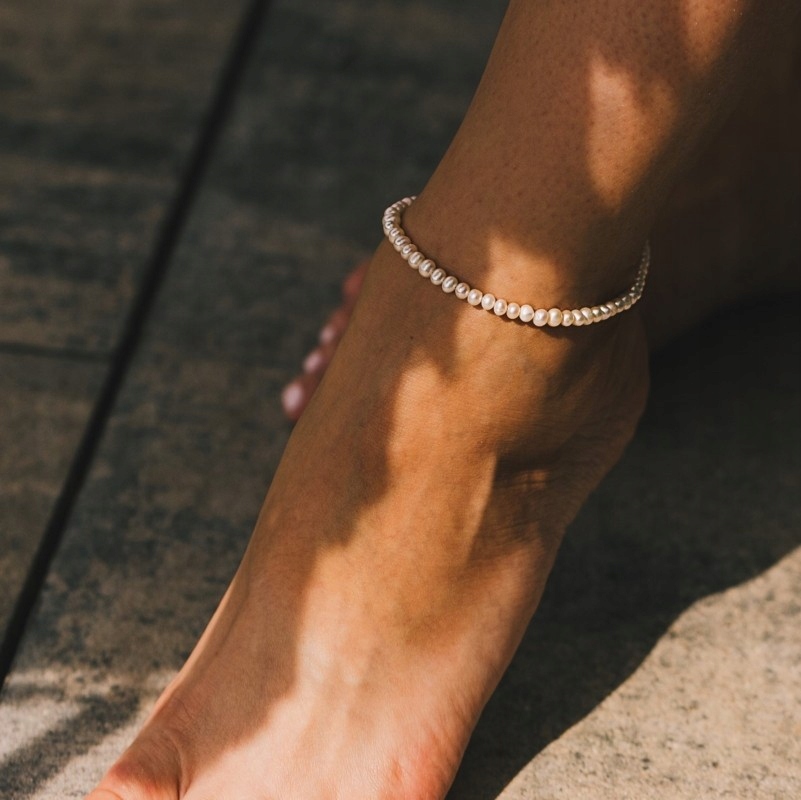 Bransoletka srebrna na nogę pereły naturalne Ecla