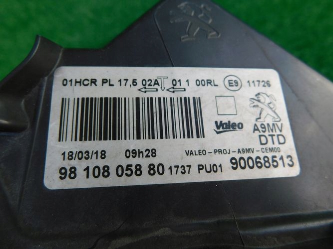 PEUGEOT 208 LED LIFT 15- reflektor right