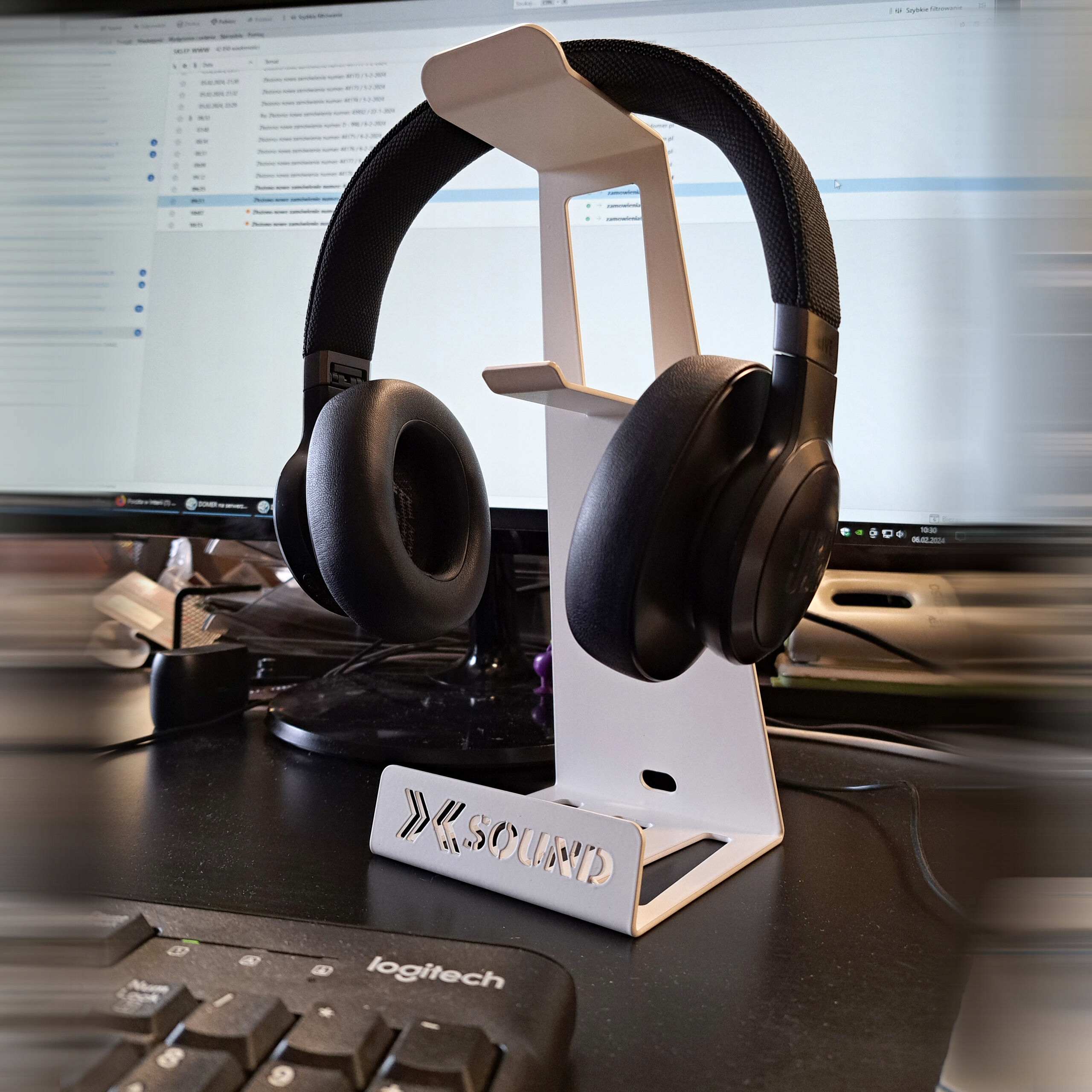 UCHWYT WIESZAK X-SOUND PRO NA SŁUCHAWKI SMARTWATCH 16860 Materiał dominujący metal