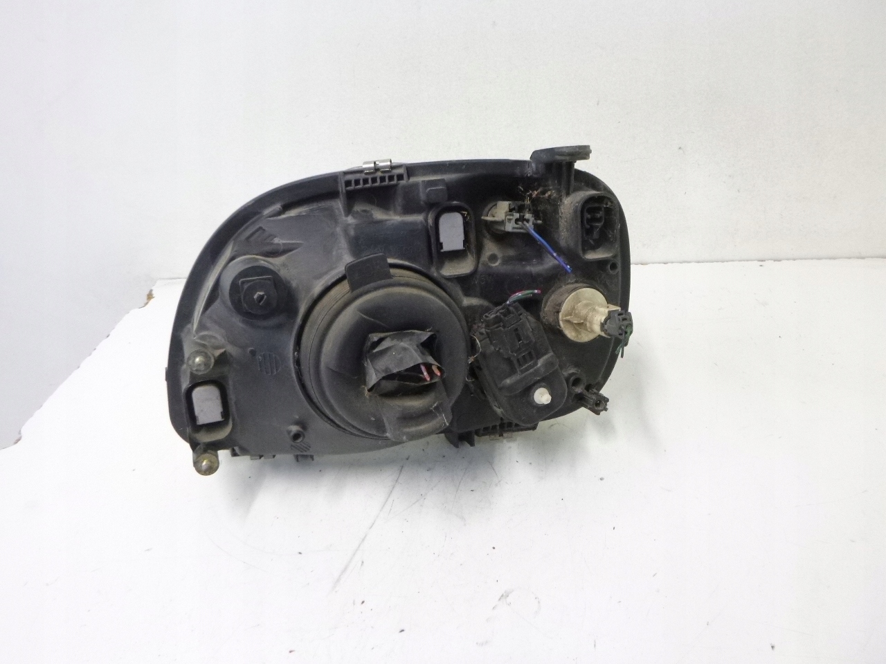 light front Nissan Micra K11 2001r.