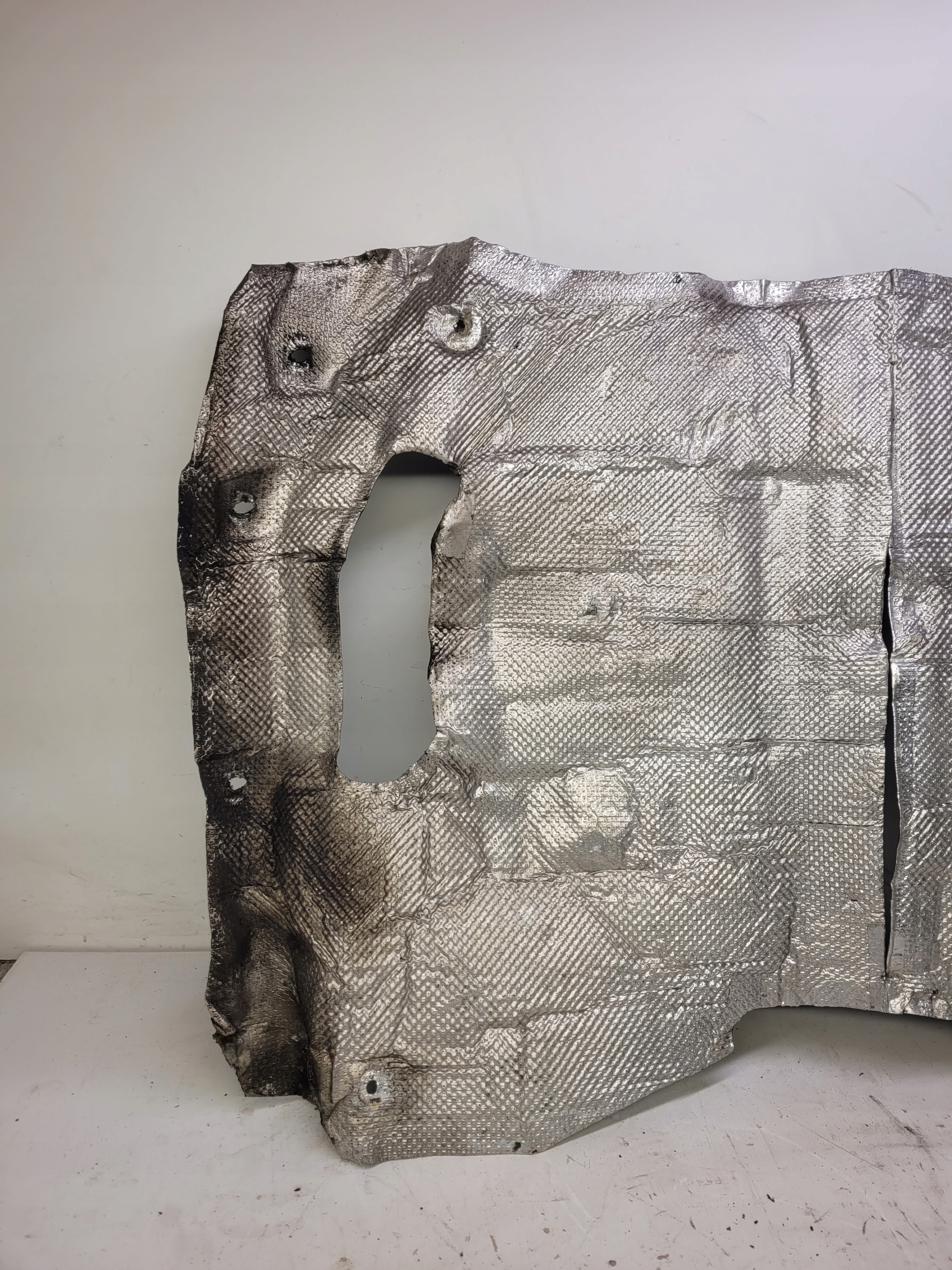 BLENDE ABDECKUNG TERMICZNA TUNELU AUDI A4 B8 A5 8K0803979