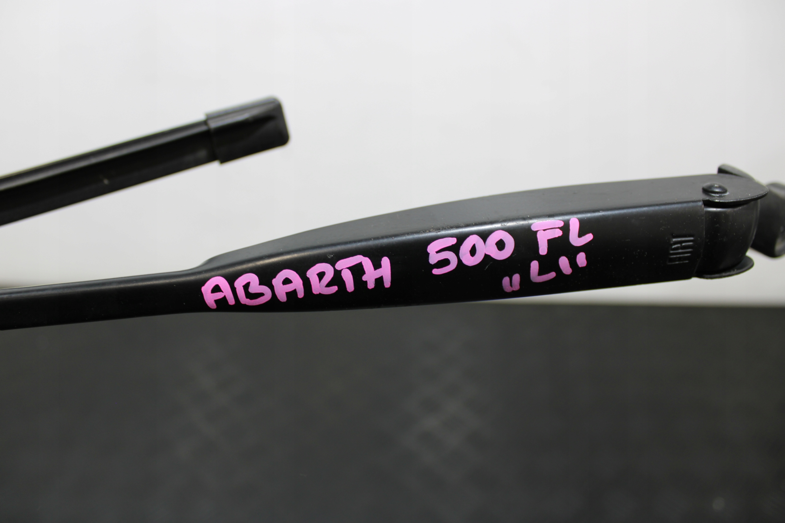 wiper arm wiper left FIAT 500 ABARTH LIFT