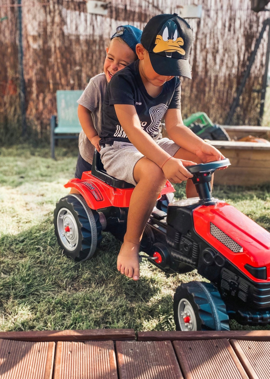 Duży Traktor Ciągnik na Pedały Czerwony WOOPIE Kod producenta 28422