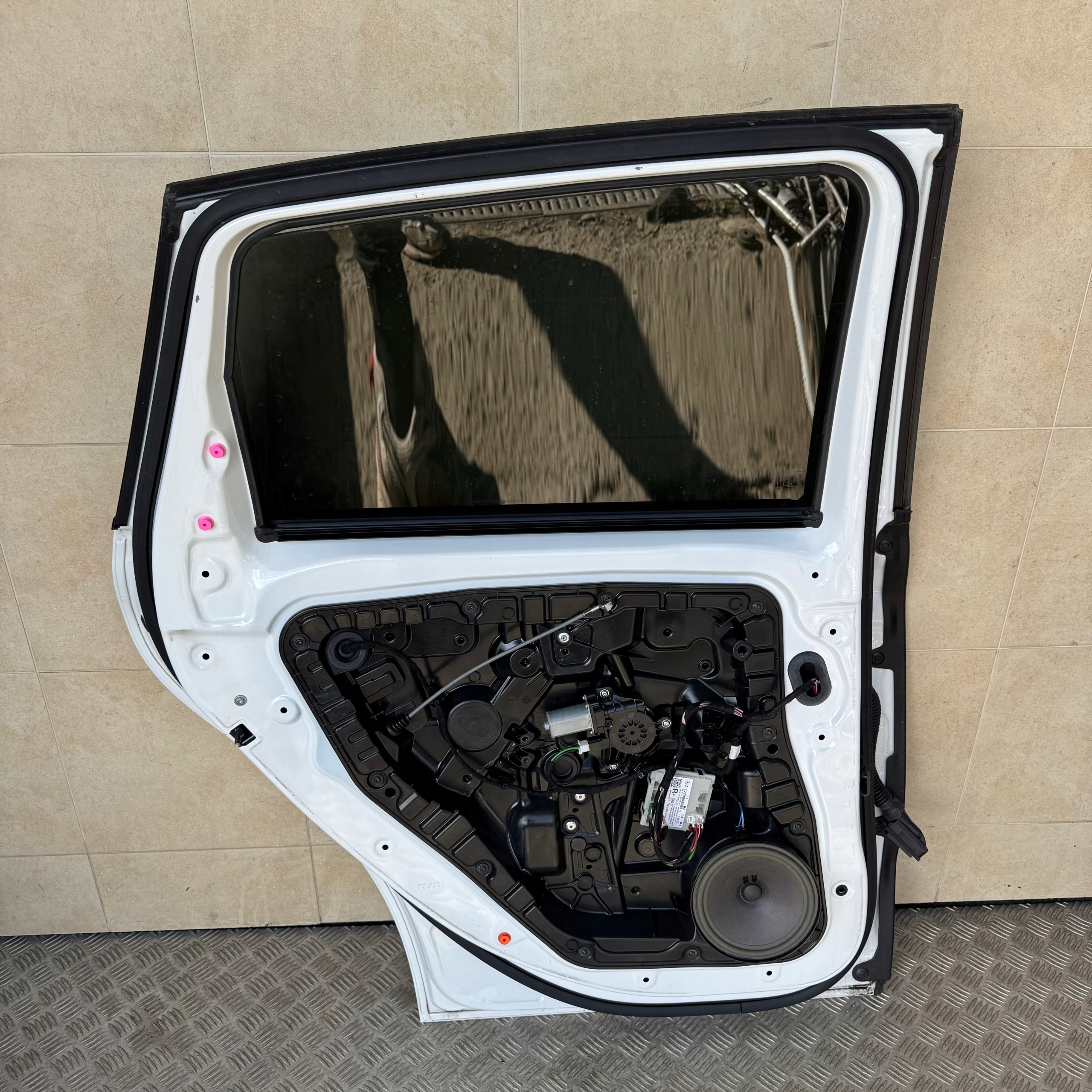 Tür hinten links MERCEDES B-KLASA W247 2019 ROK