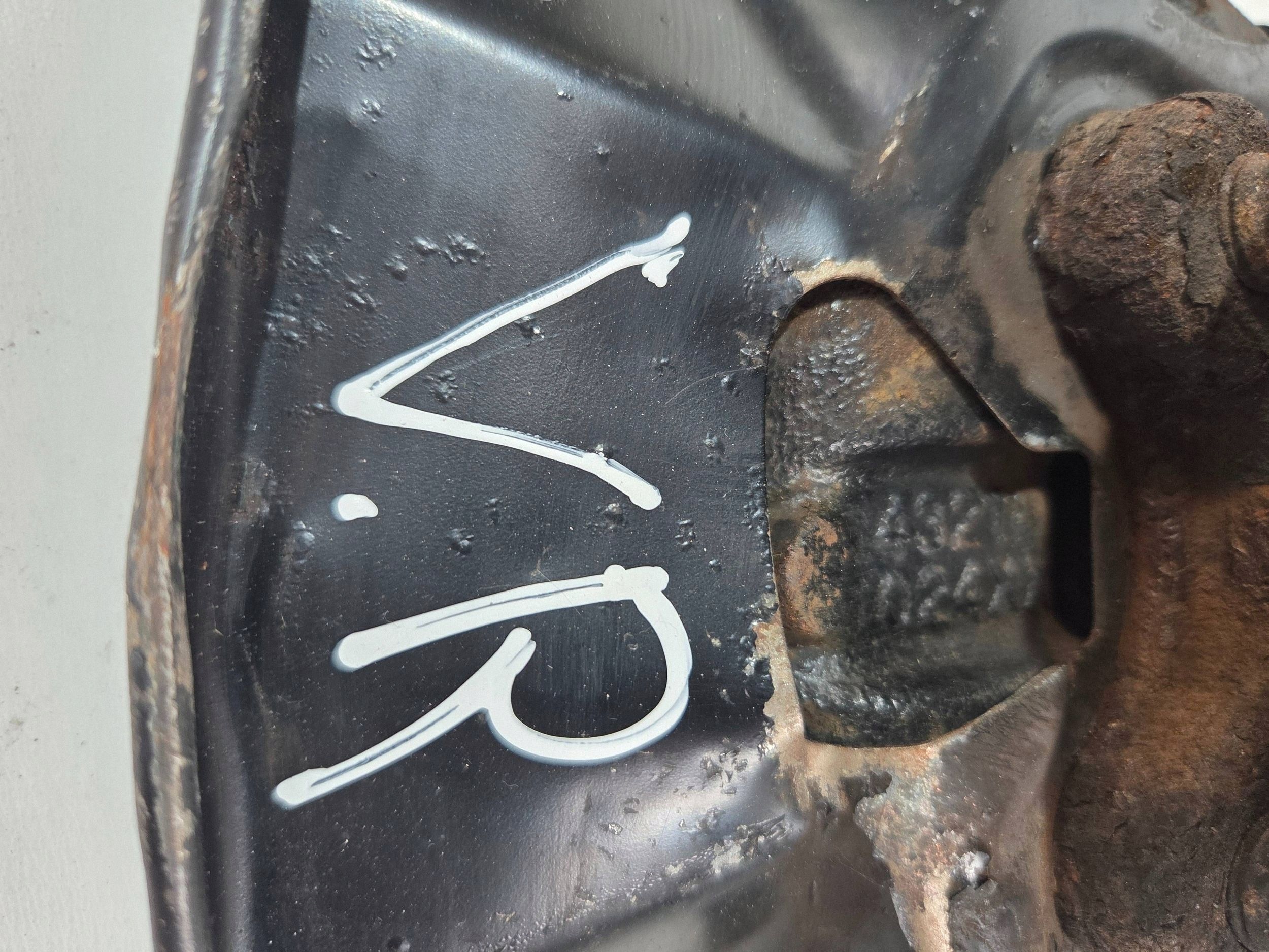 Toyota Corolla E21 swing front right 43211024XX (Z632)