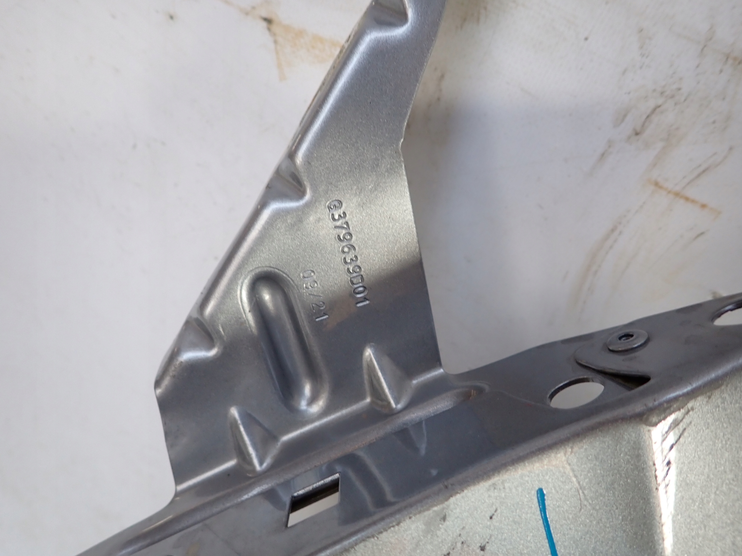 PEUGEOT 3008 II 5008 II 16- fender left front front